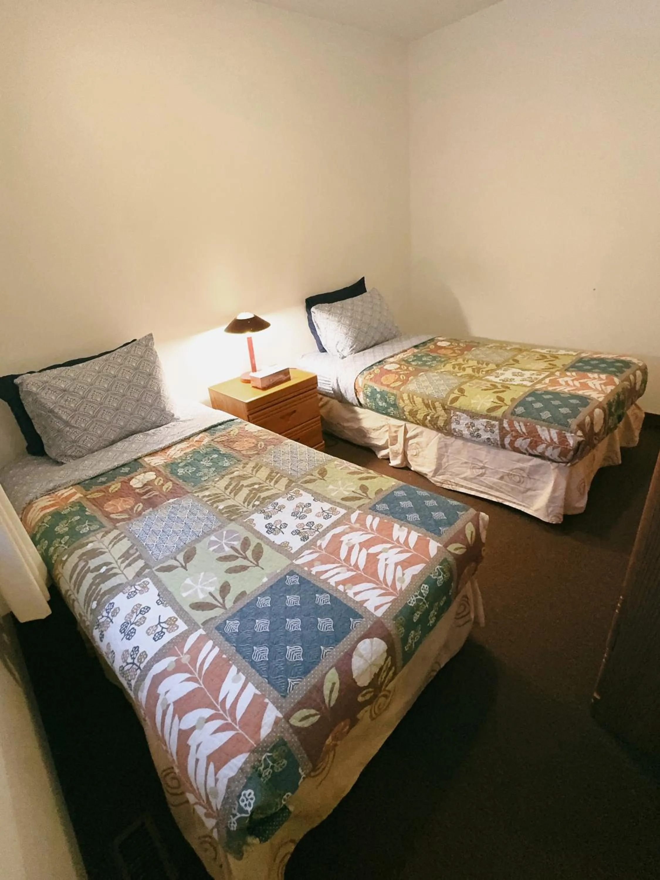 Bedroom, Bed in Alpine Meadows Lodge