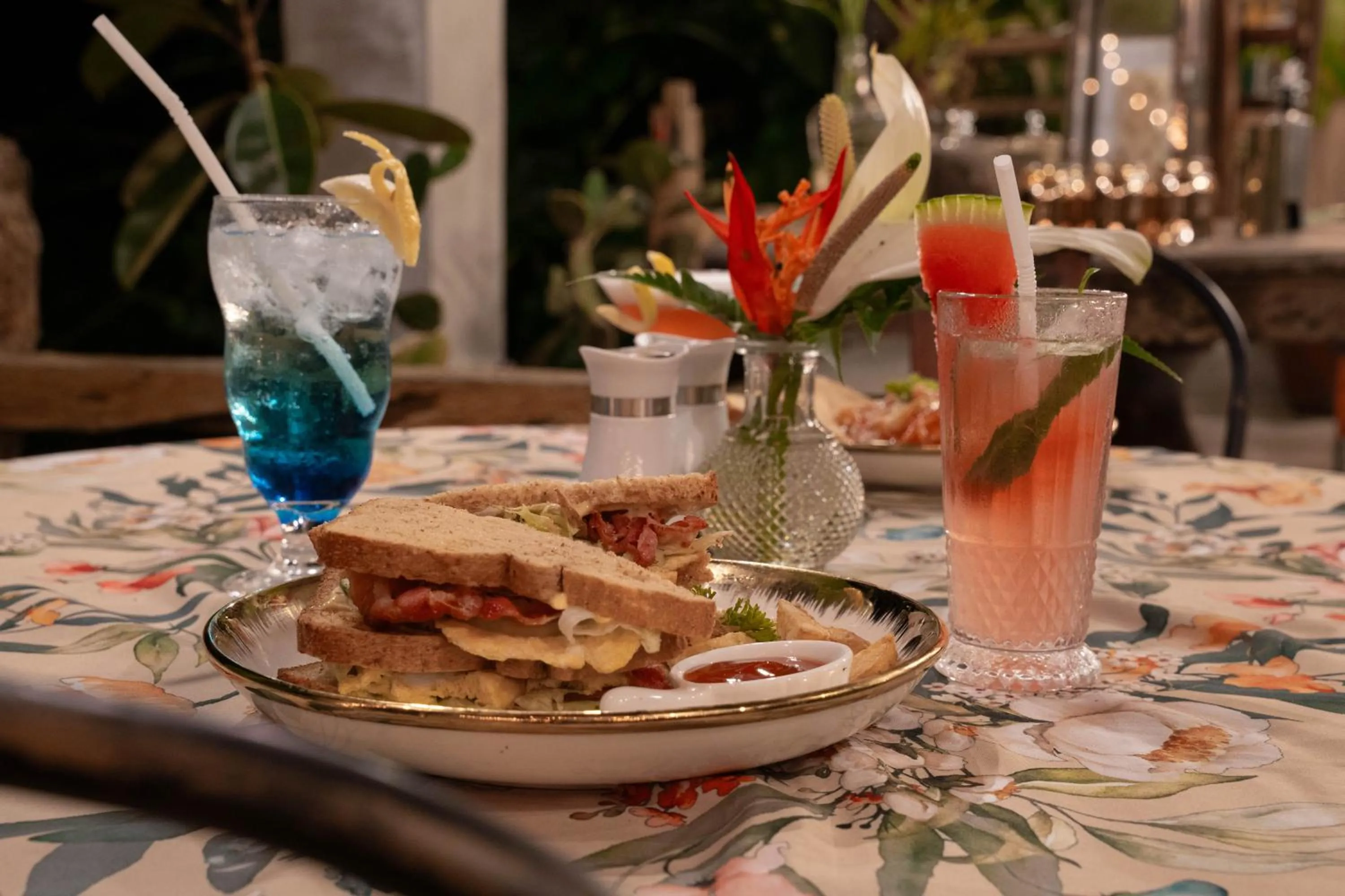 Restaurant/places to eat in Bintana sa Paraiso Binunsaran