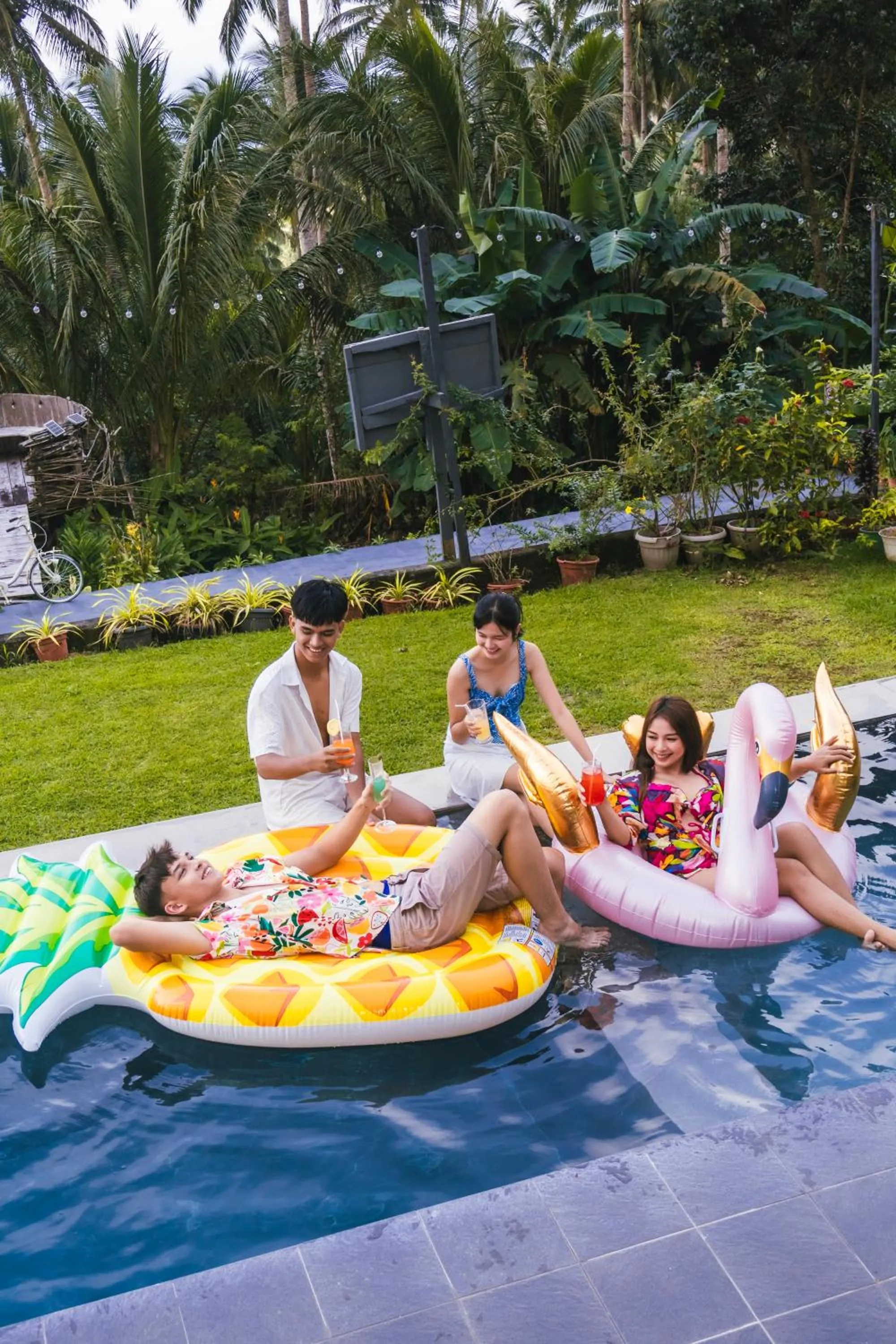 Swimming pool in Bintana sa Paraiso Binunsaran