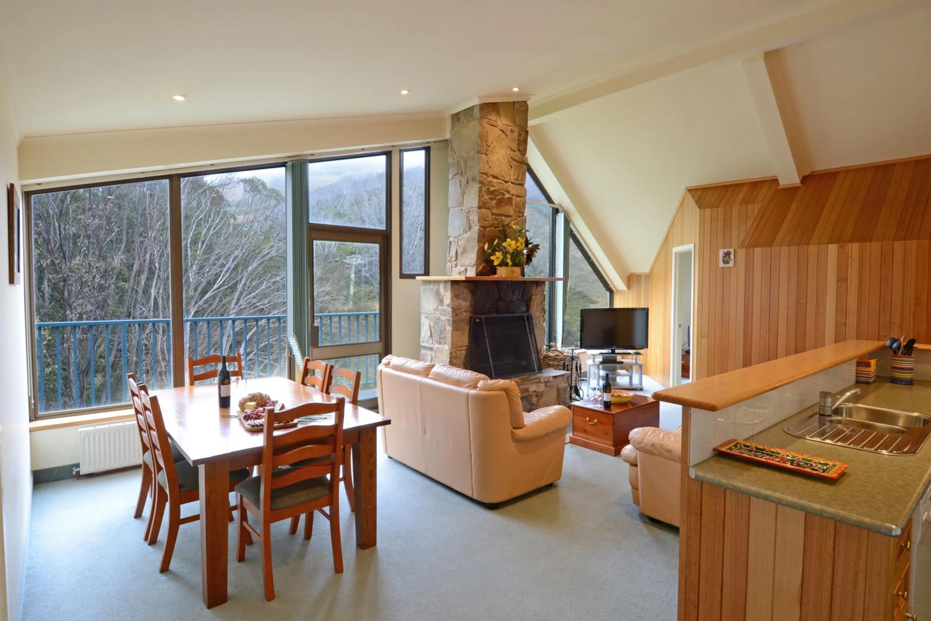 Living room in Falls Creek Country Club