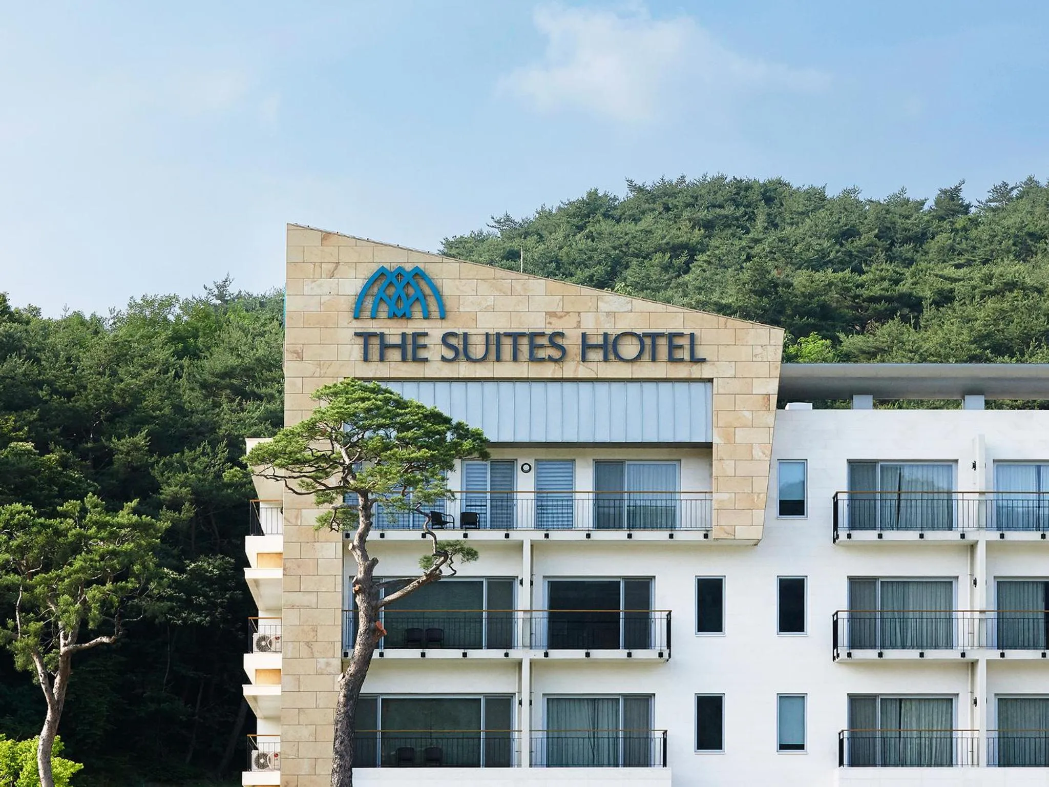 Property logo or sign in The Suites Hotel Namwon