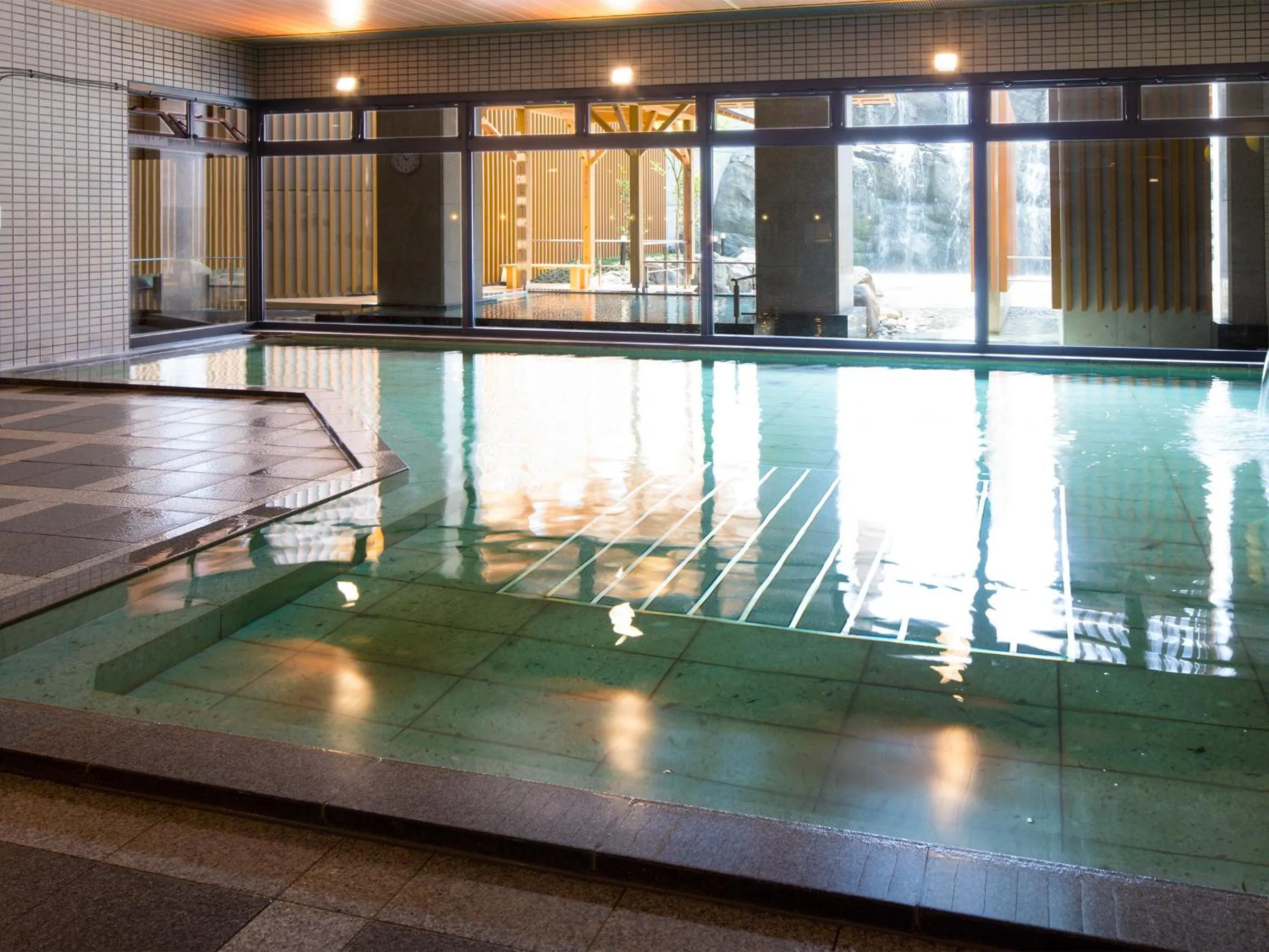 Public Bath in Tendo Hotel