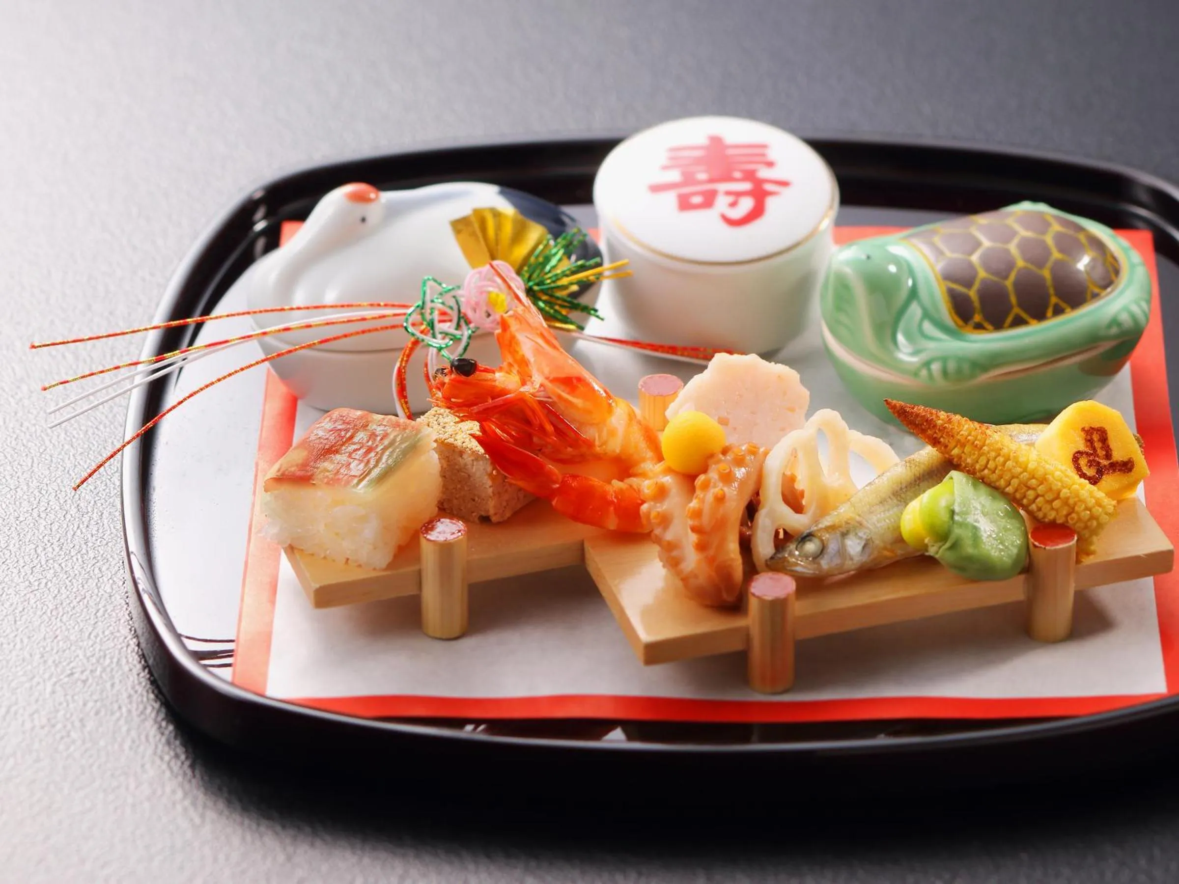 Food and drinks in Tendo Hotel