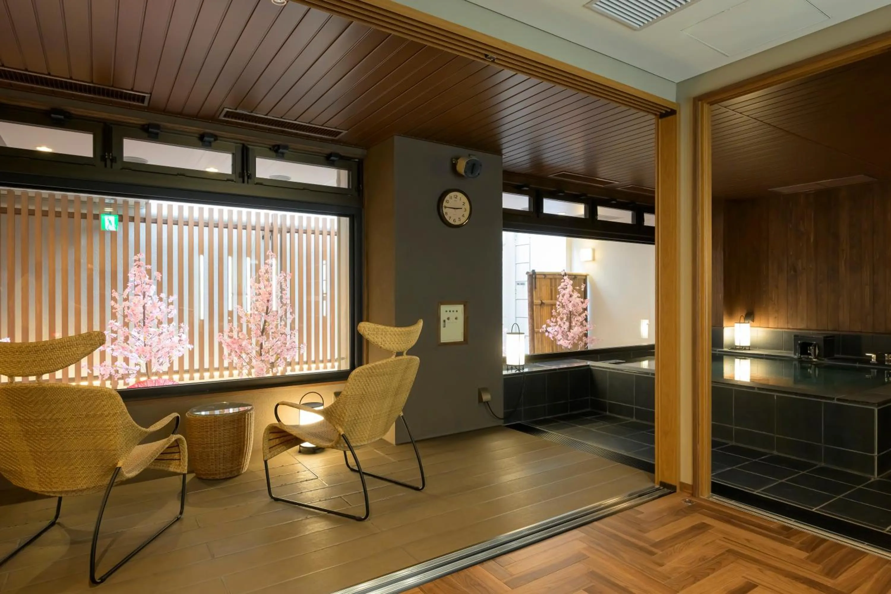 Public Bath in Tendo Hotel