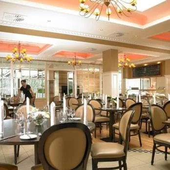 Restaurant/places to eat in West Cork Hotel