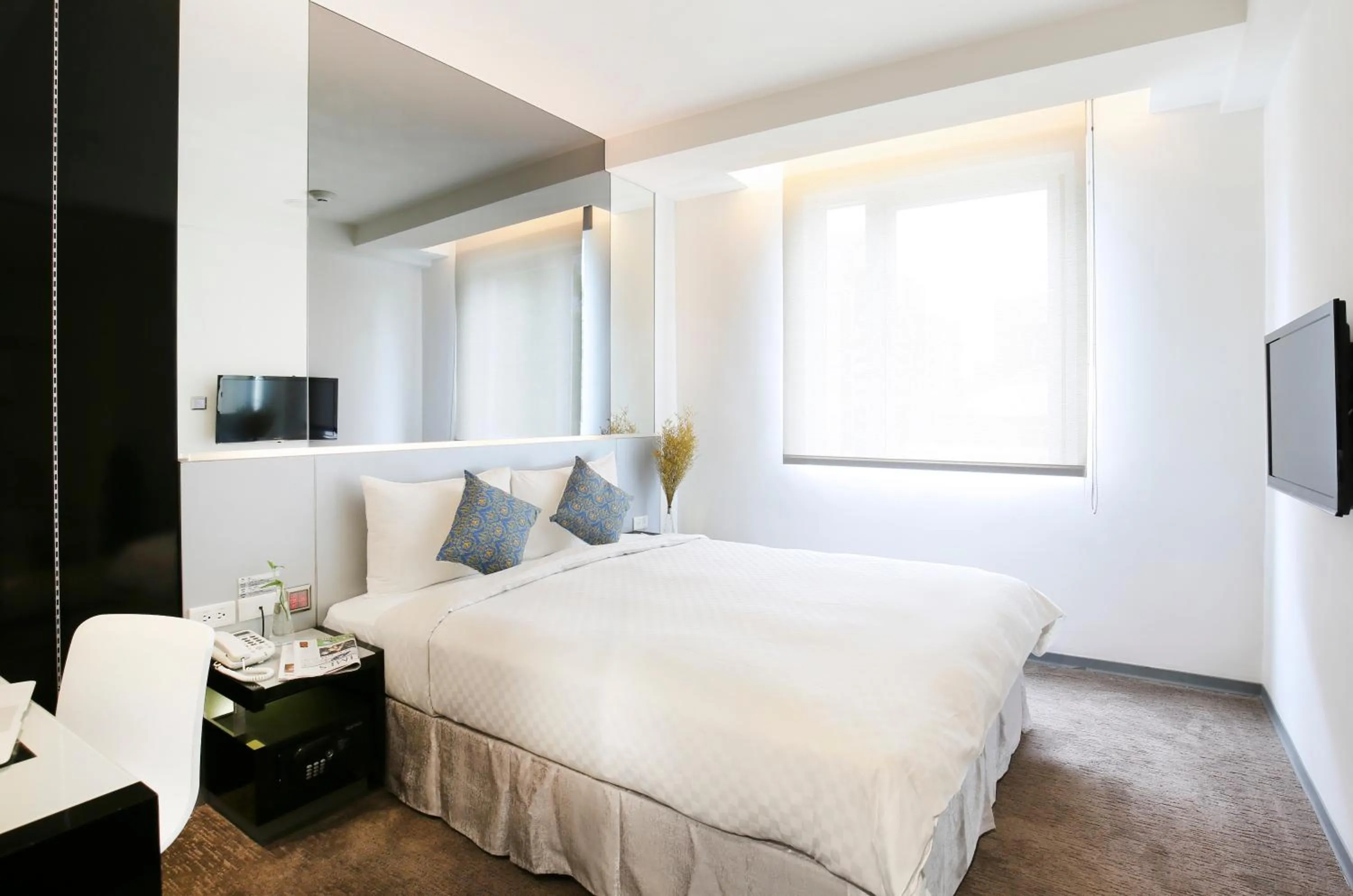 Photo of the whole room, Bed in CityInn Hotel Plus - Taichung Station Branch