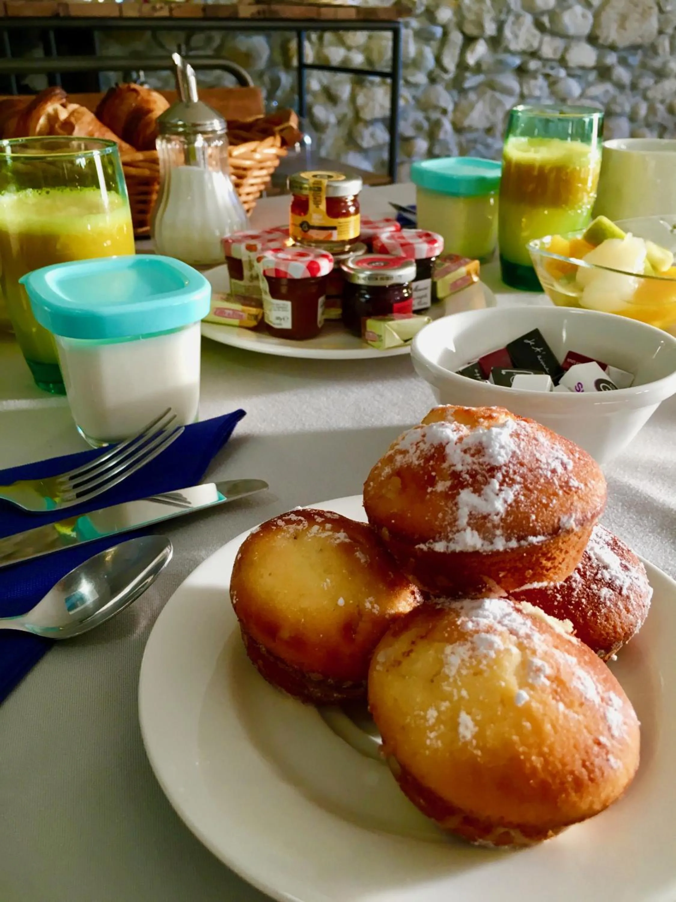 Food and drinks in Le Paon Bleu Annecy Poisy