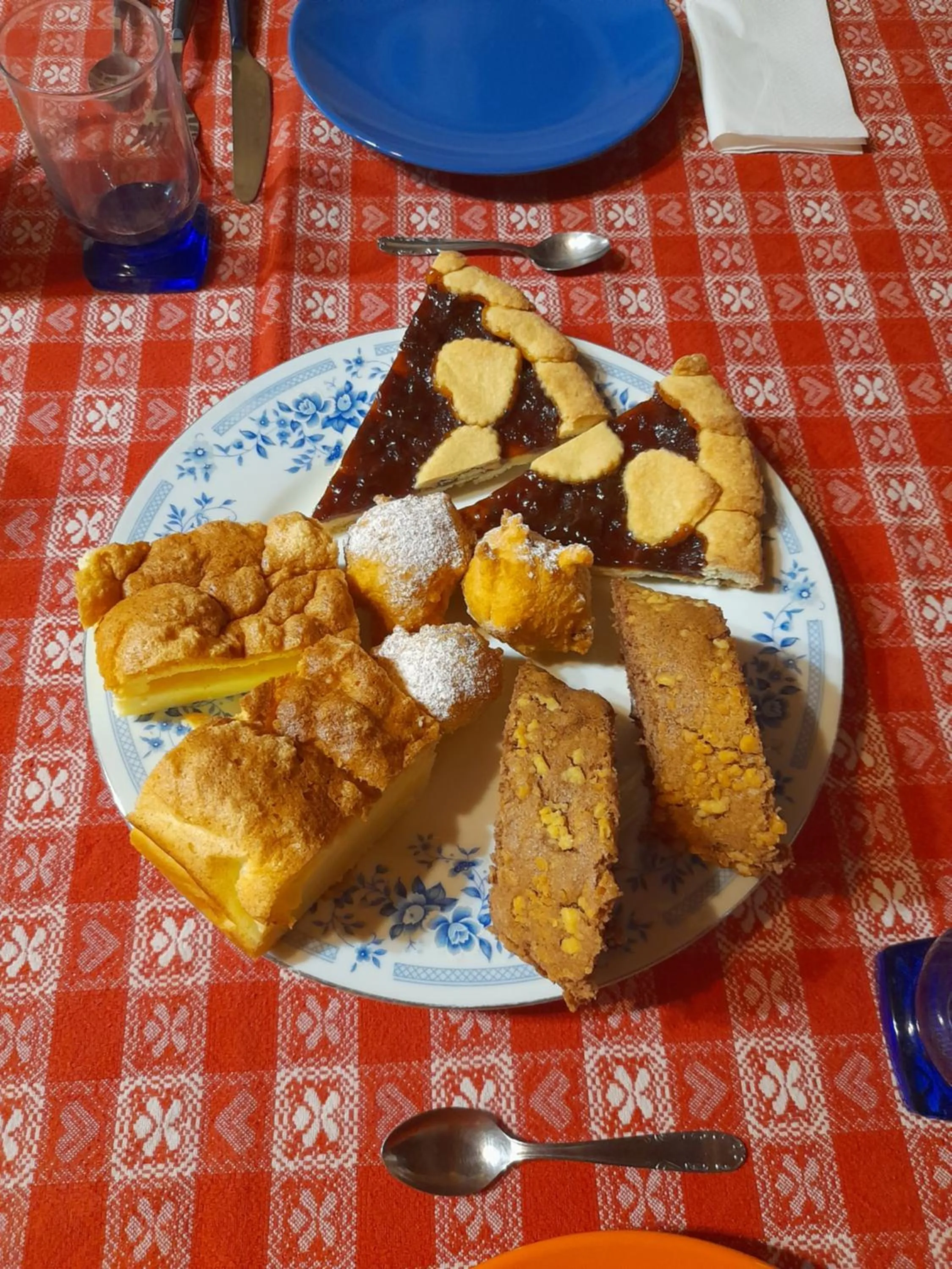 Breakfast in Casa 1885