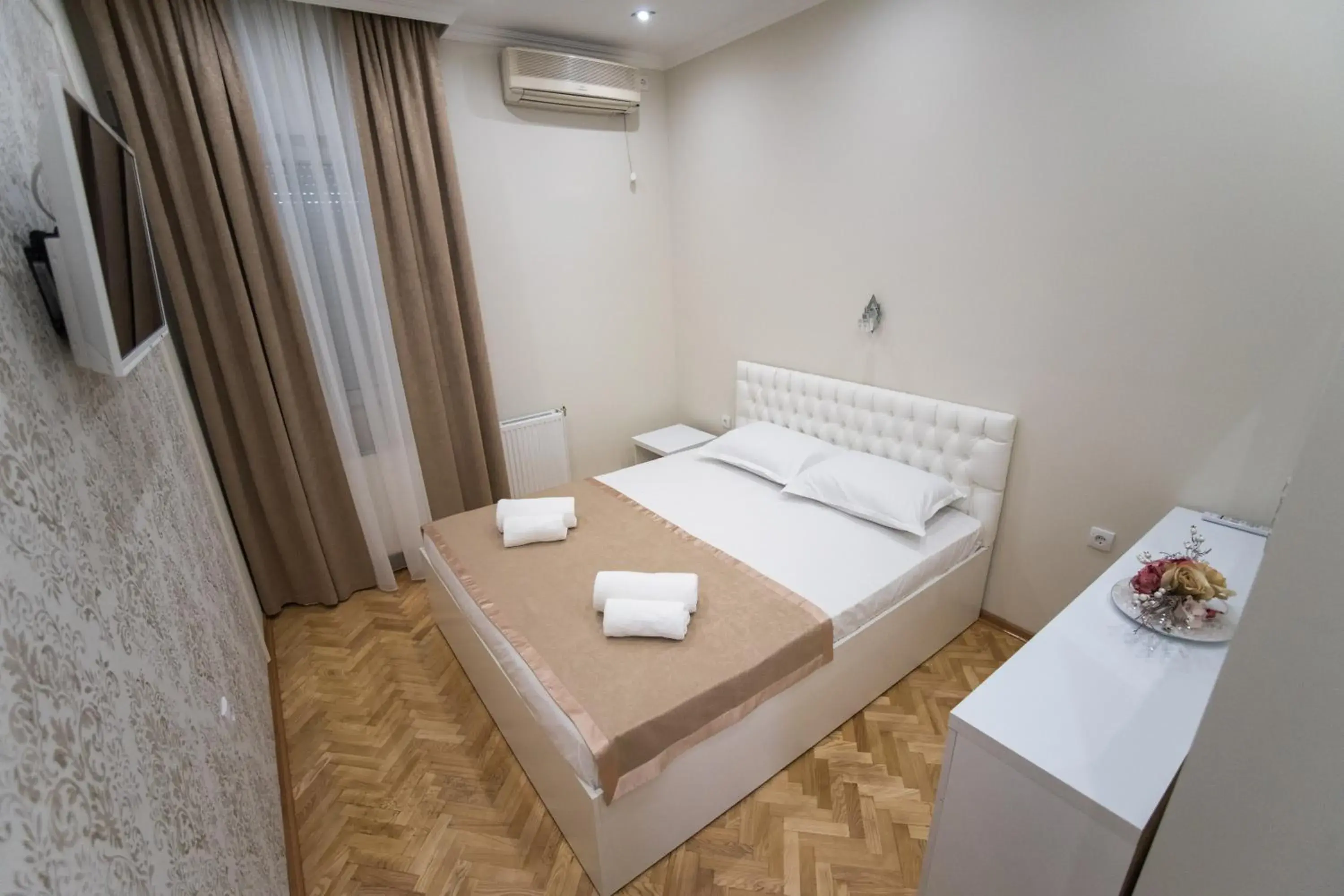 Duplex Quadruple Room in Center Deluxe Garni Hotel Duplex Quadruple Room in Center Deluxe Garni Hotel