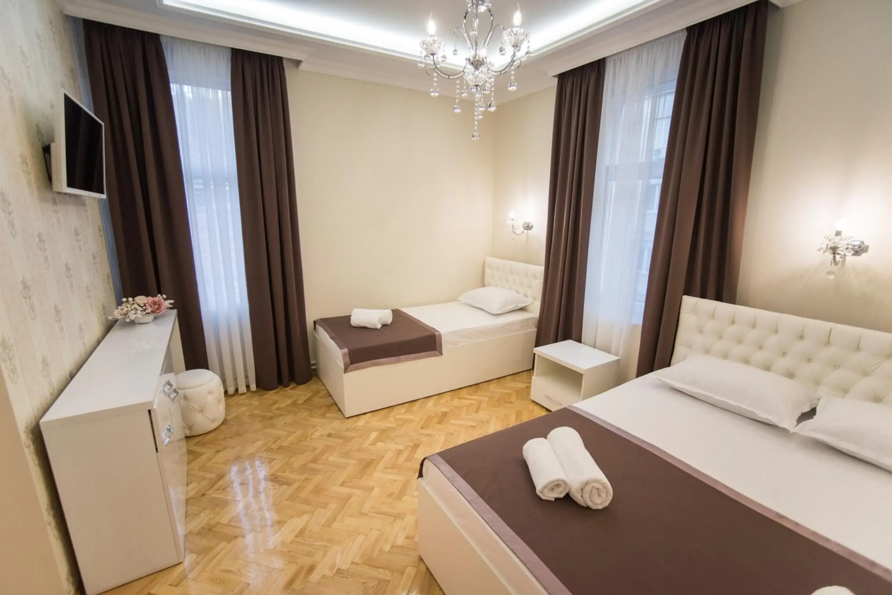 Center Deluxe Garni Hotel Center Deluxe Garni Hotel