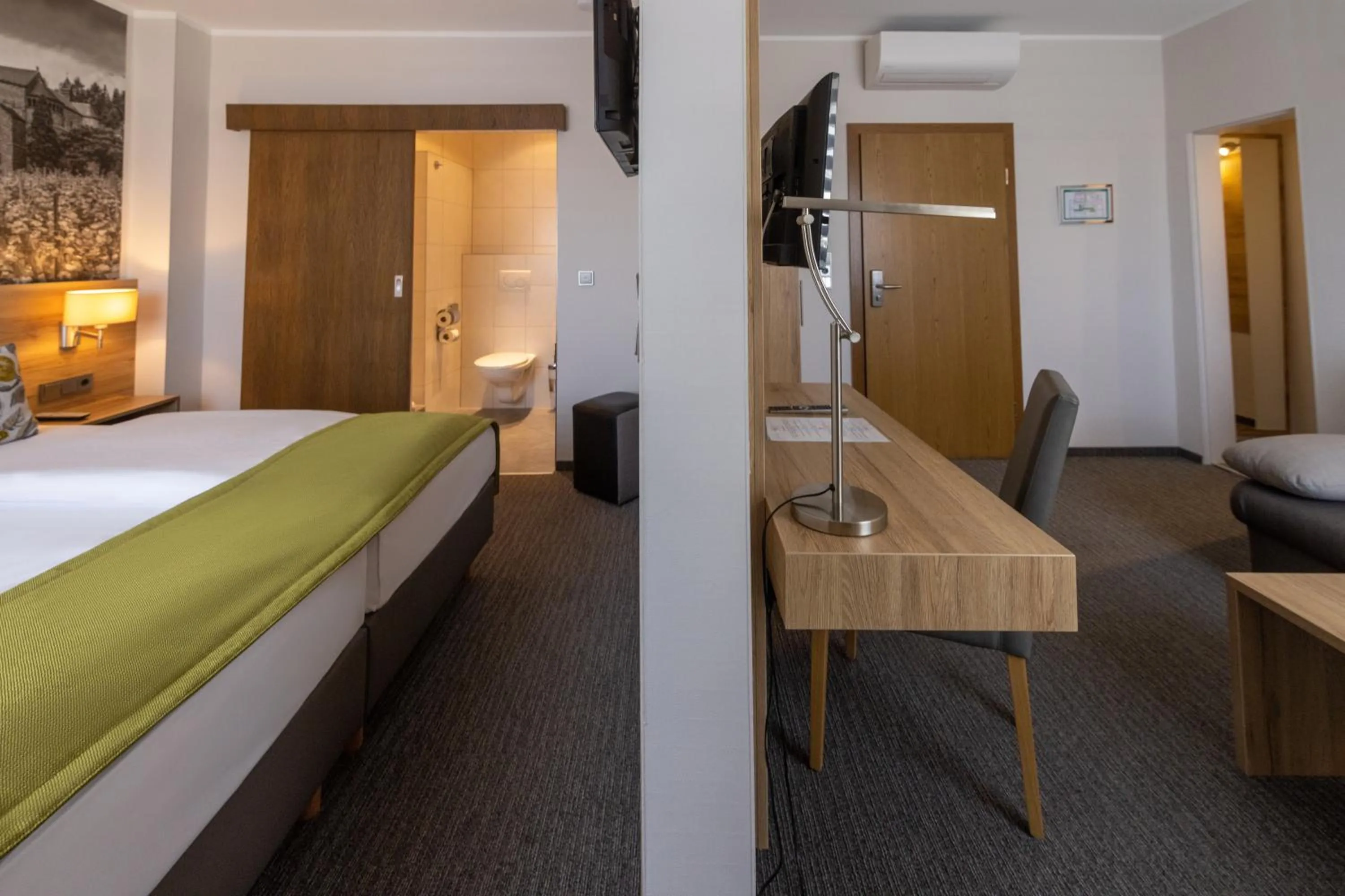 Photo of the whole room, Bed in Hotel Rose