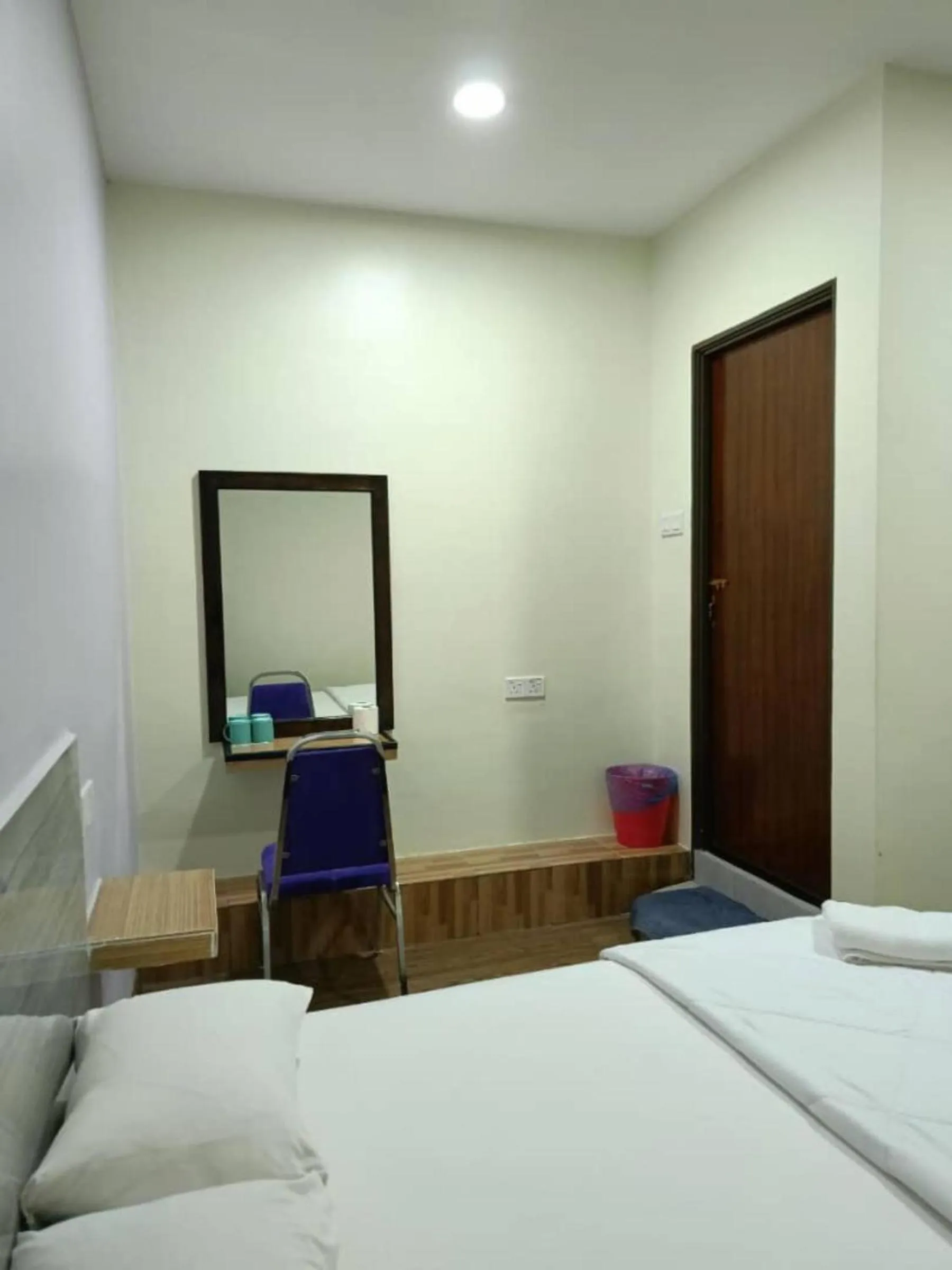 TV and multimedia, Bed in Hotel Bestari