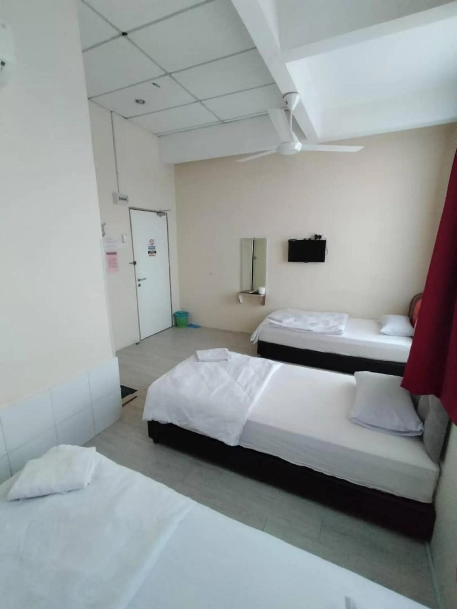 View (from property/room), Bed in Hotel Bestari