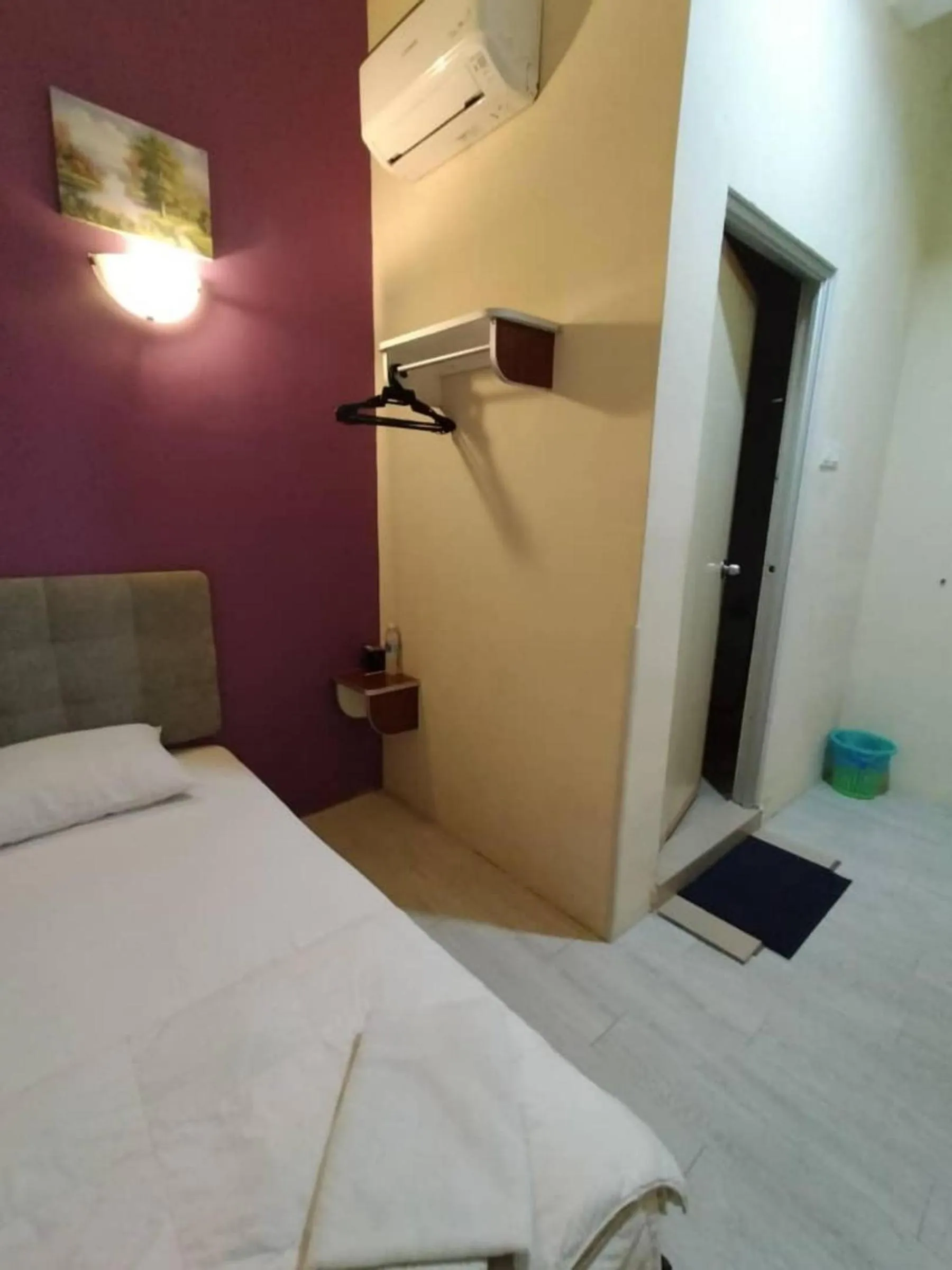 View (from property/room), Bed in Hotel Bestari