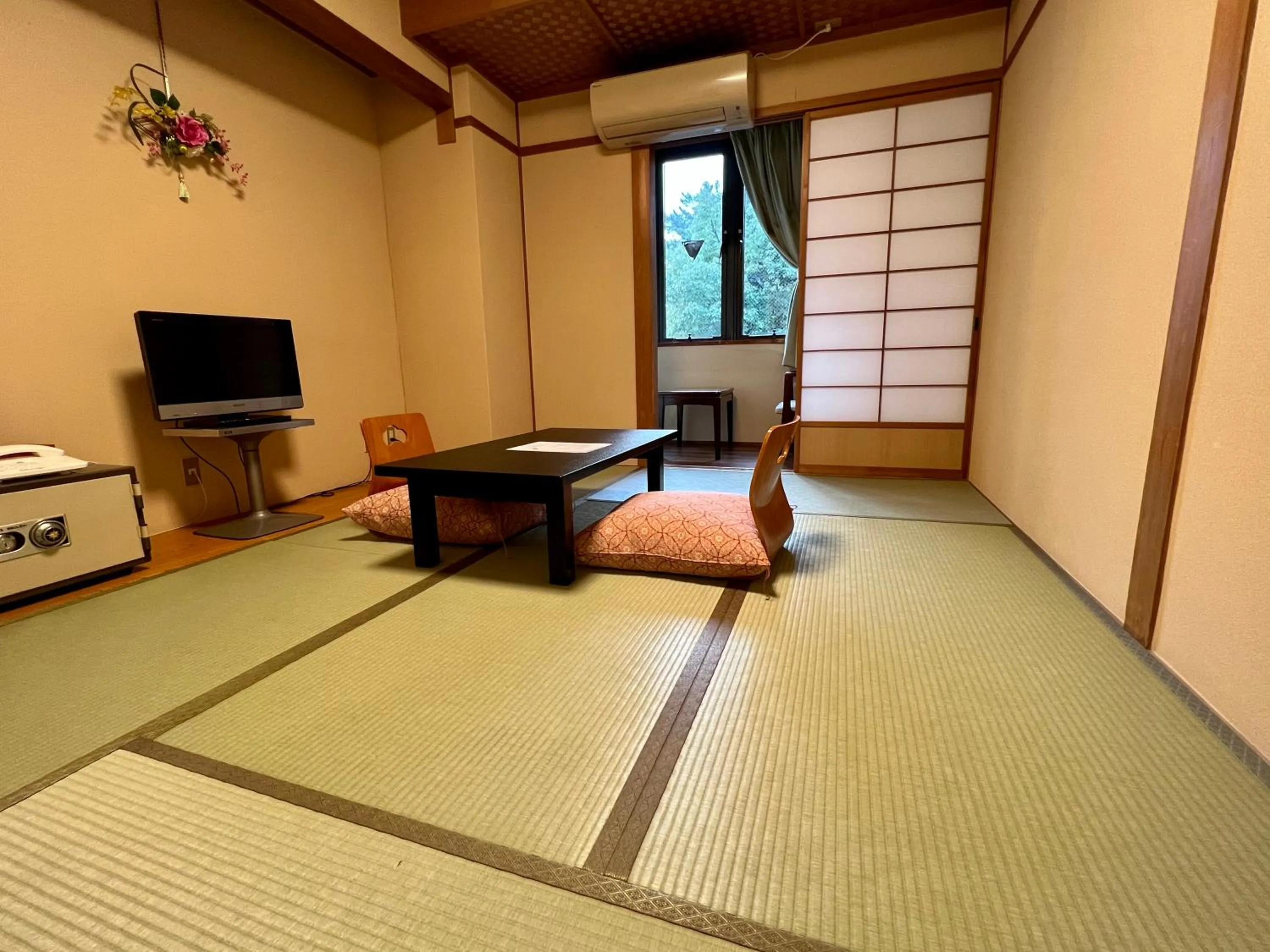Living room in Ryokan Kousen