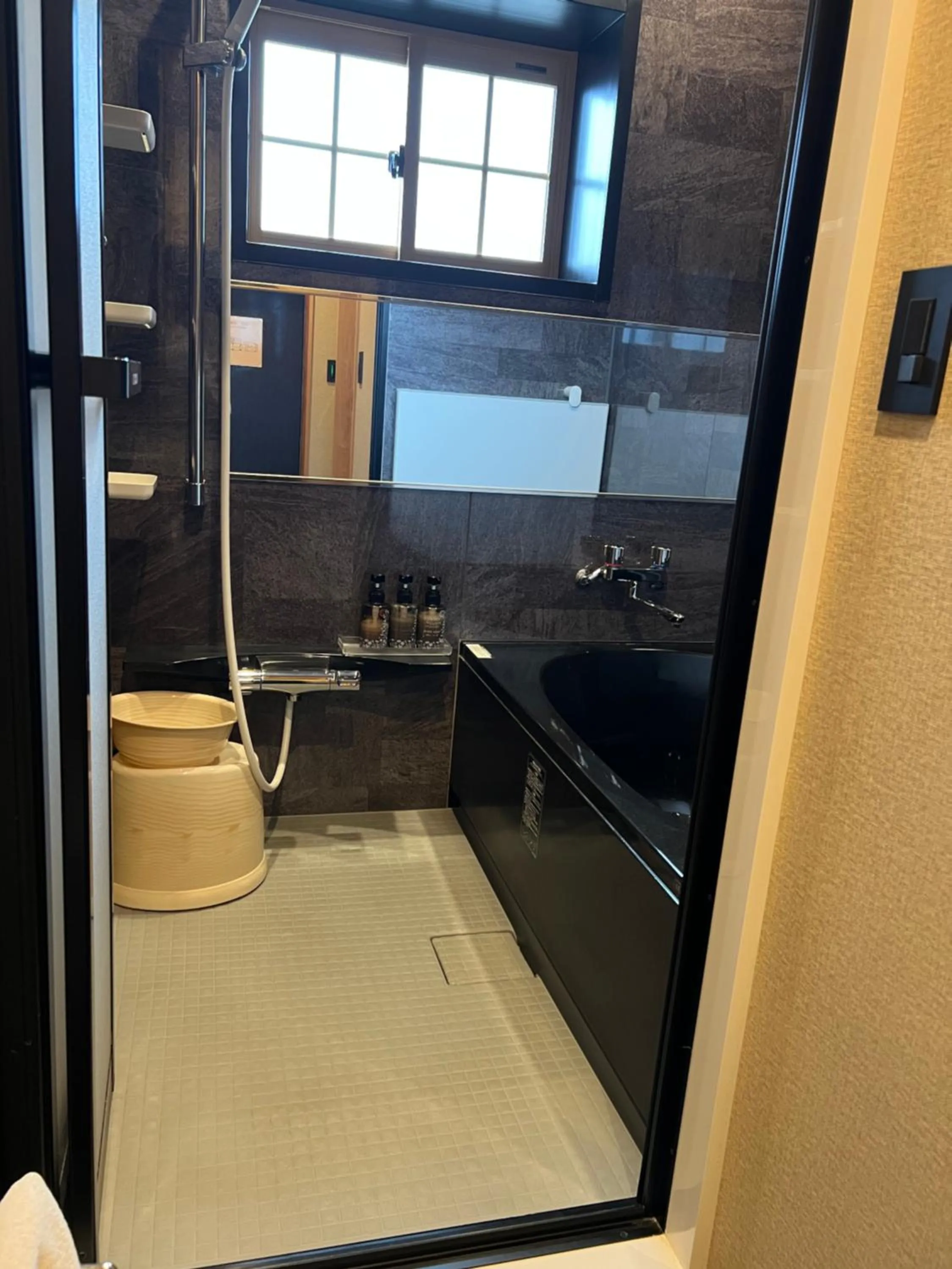 Shower in Ryokan Kousen