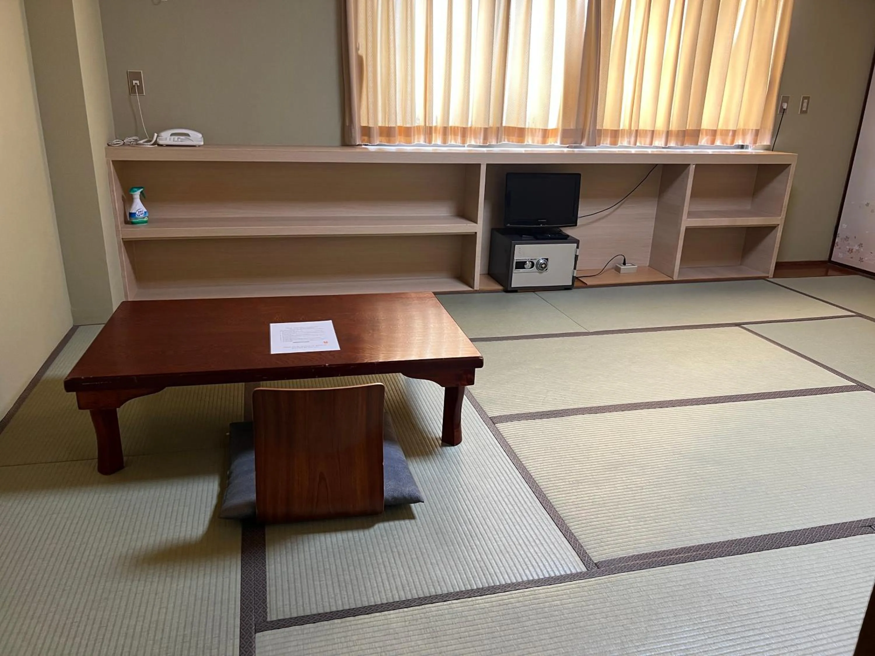 hair dresser in Ryokan Kousen