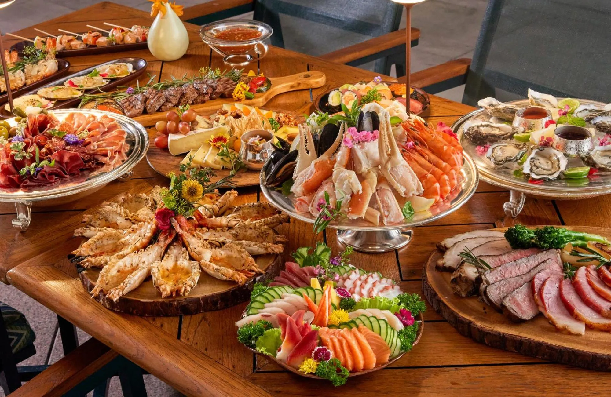 Restaurant/places to eat in The Peninsula Bangkok