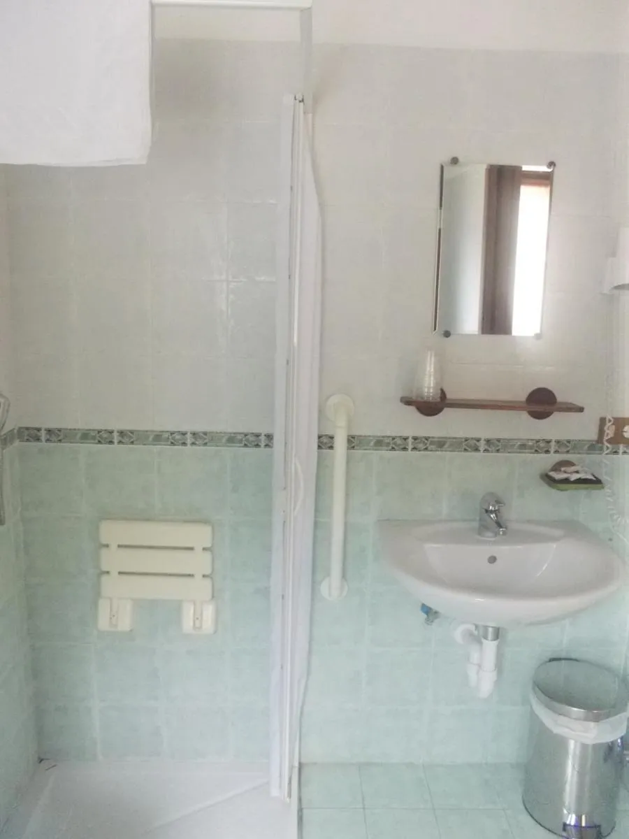 Bathroom in Hotel La Pigna