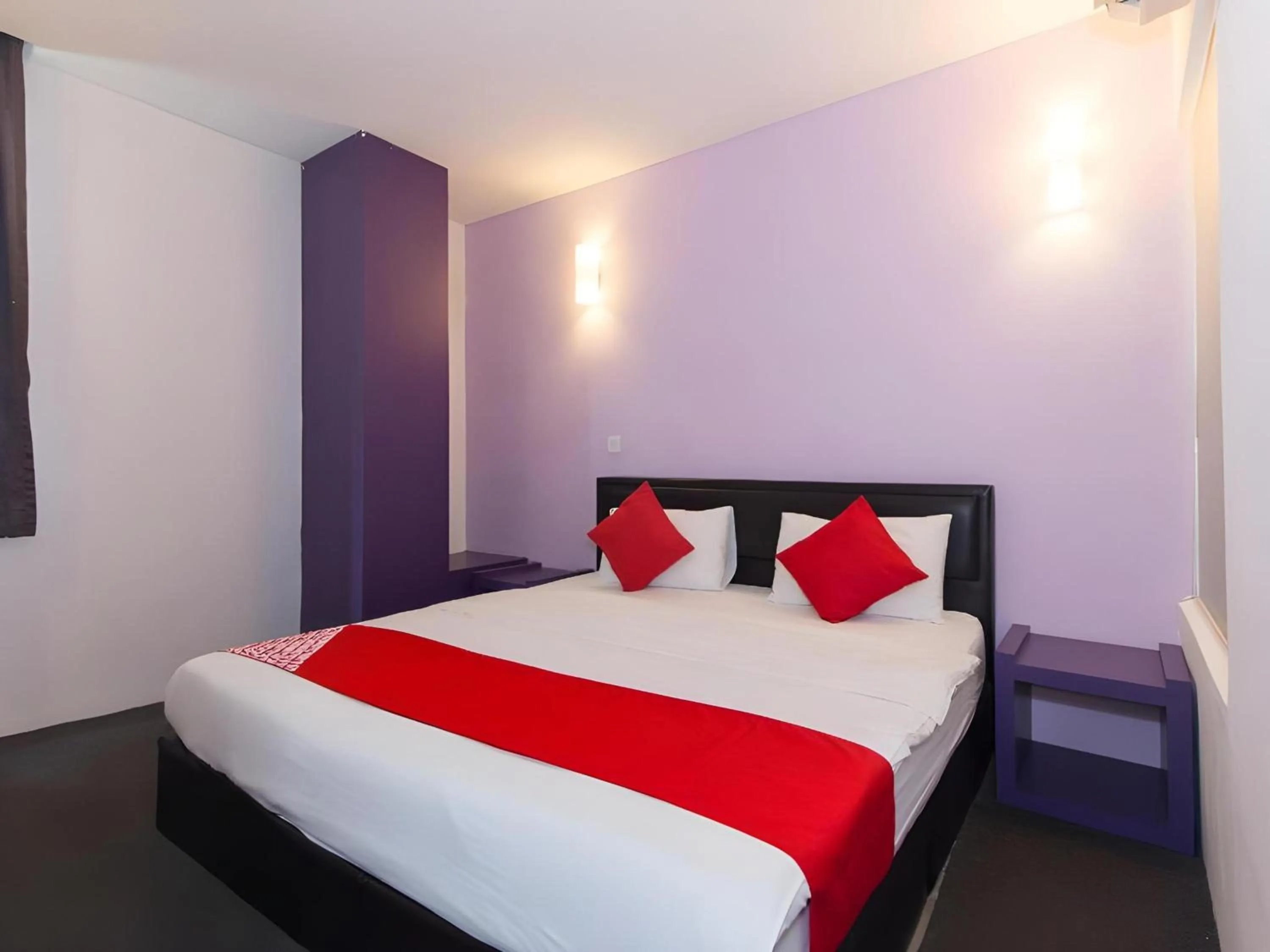 Photo of the whole room, Bed in Hotel O Marvelton Hotel