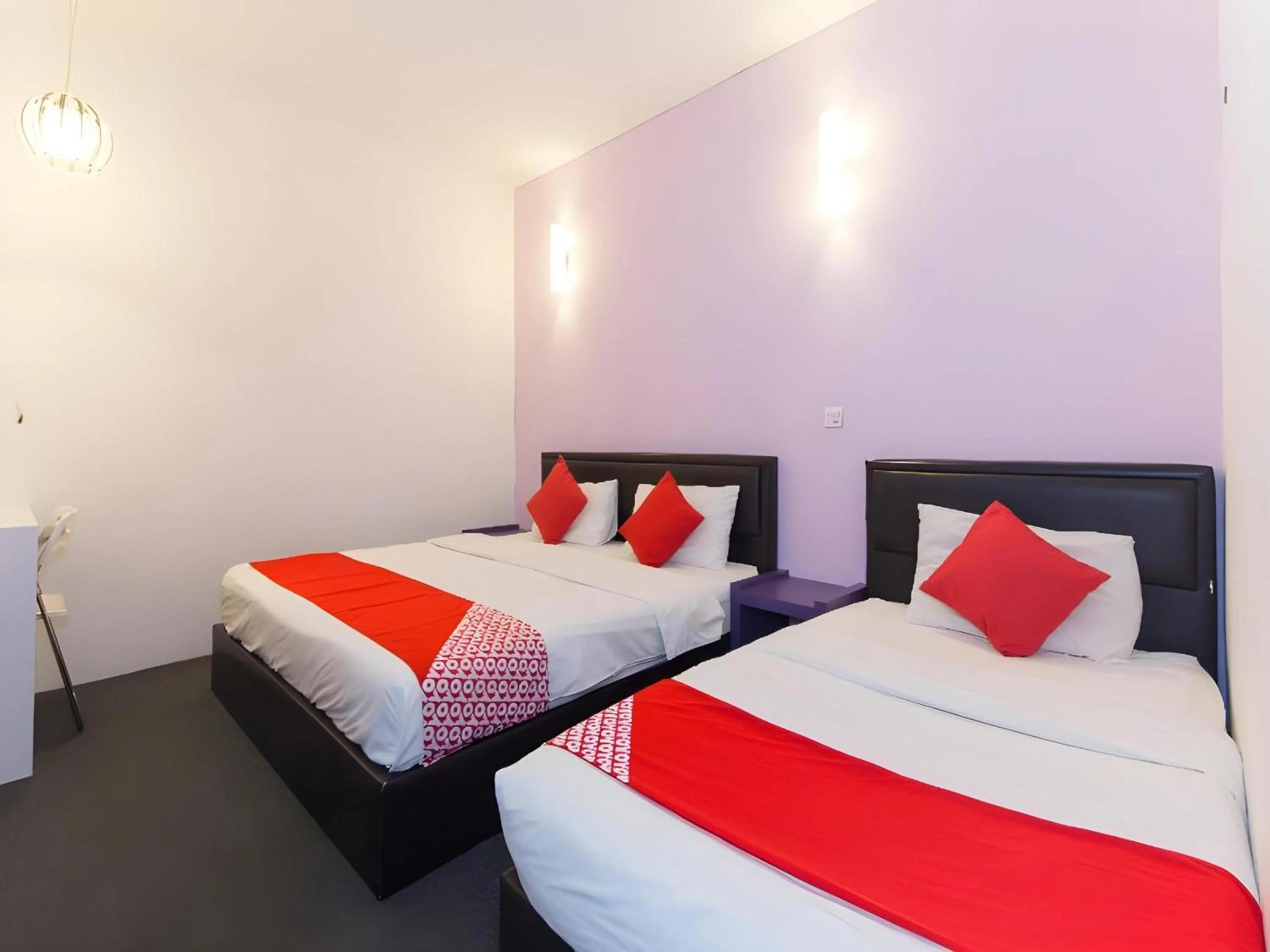 Photo of the whole room, Bed in Hotel O Marvelton Hotel