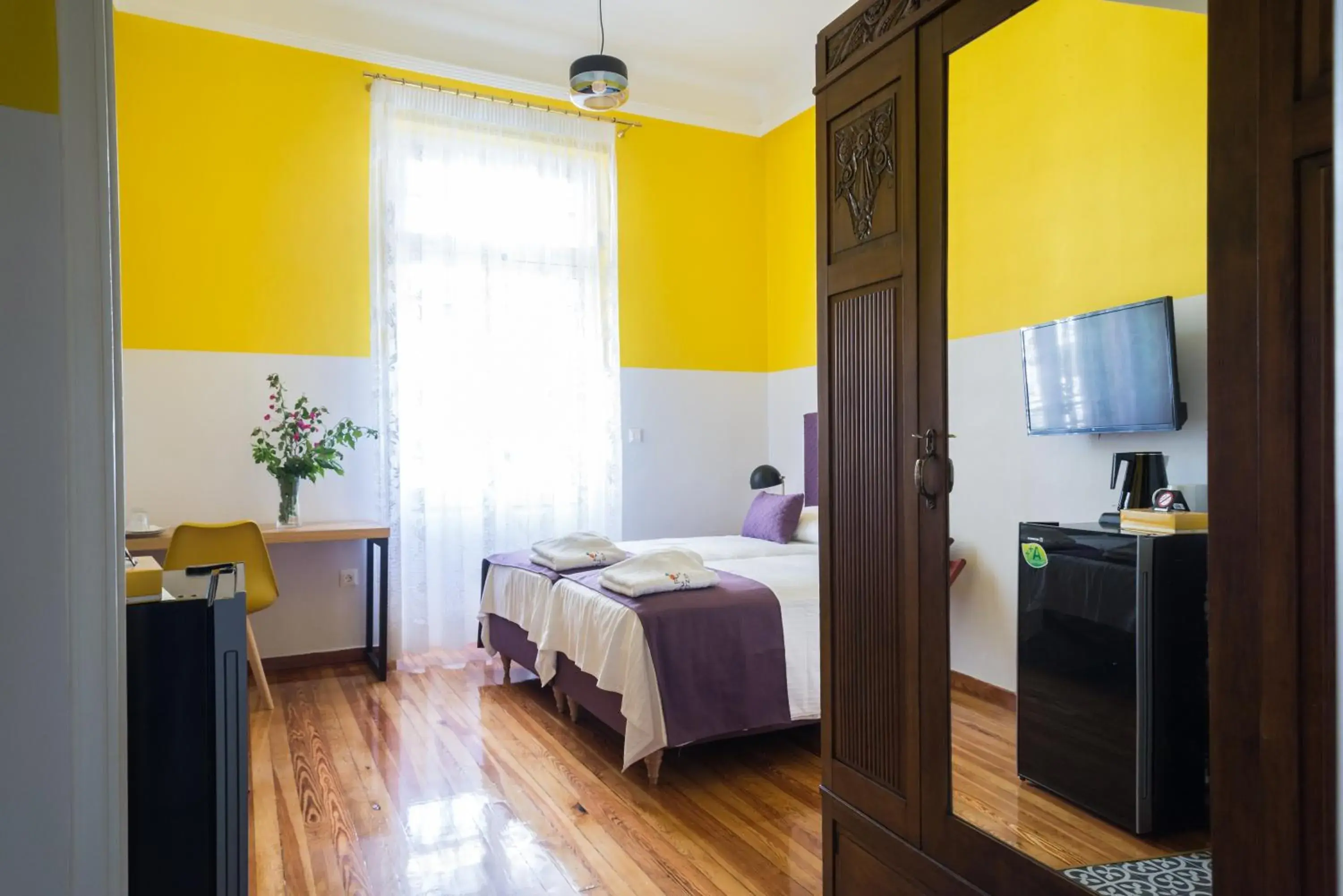 Deluxe Double Room with Balcony in Neratzia Rooms Deluxe Double Room with Balcony in Neratzia Rooms