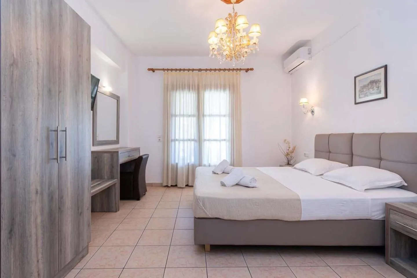 Photo of the whole room, Bed in Star Paradise Hotel