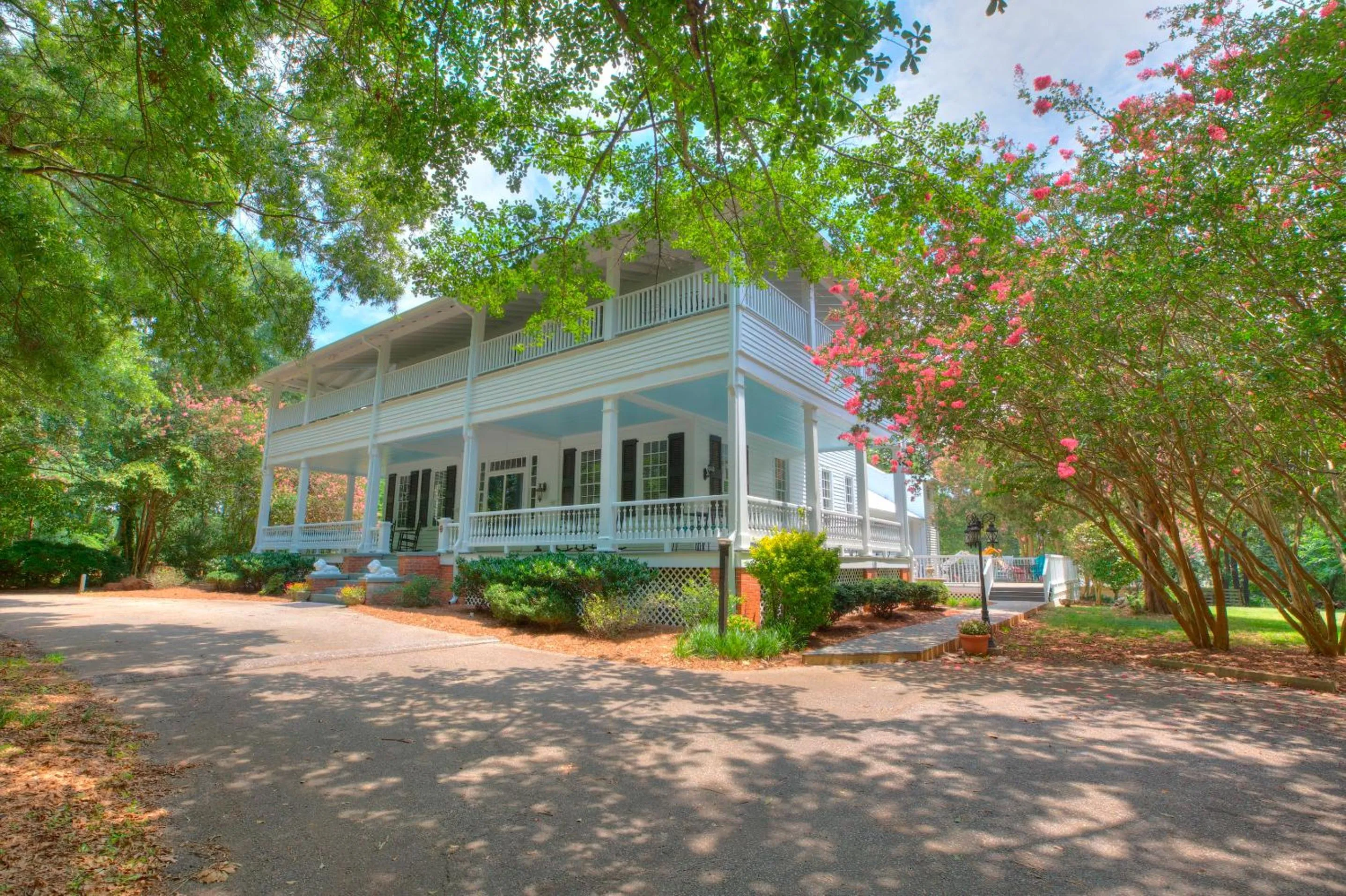 Property building in Liberty Hall Bed and Breakfast