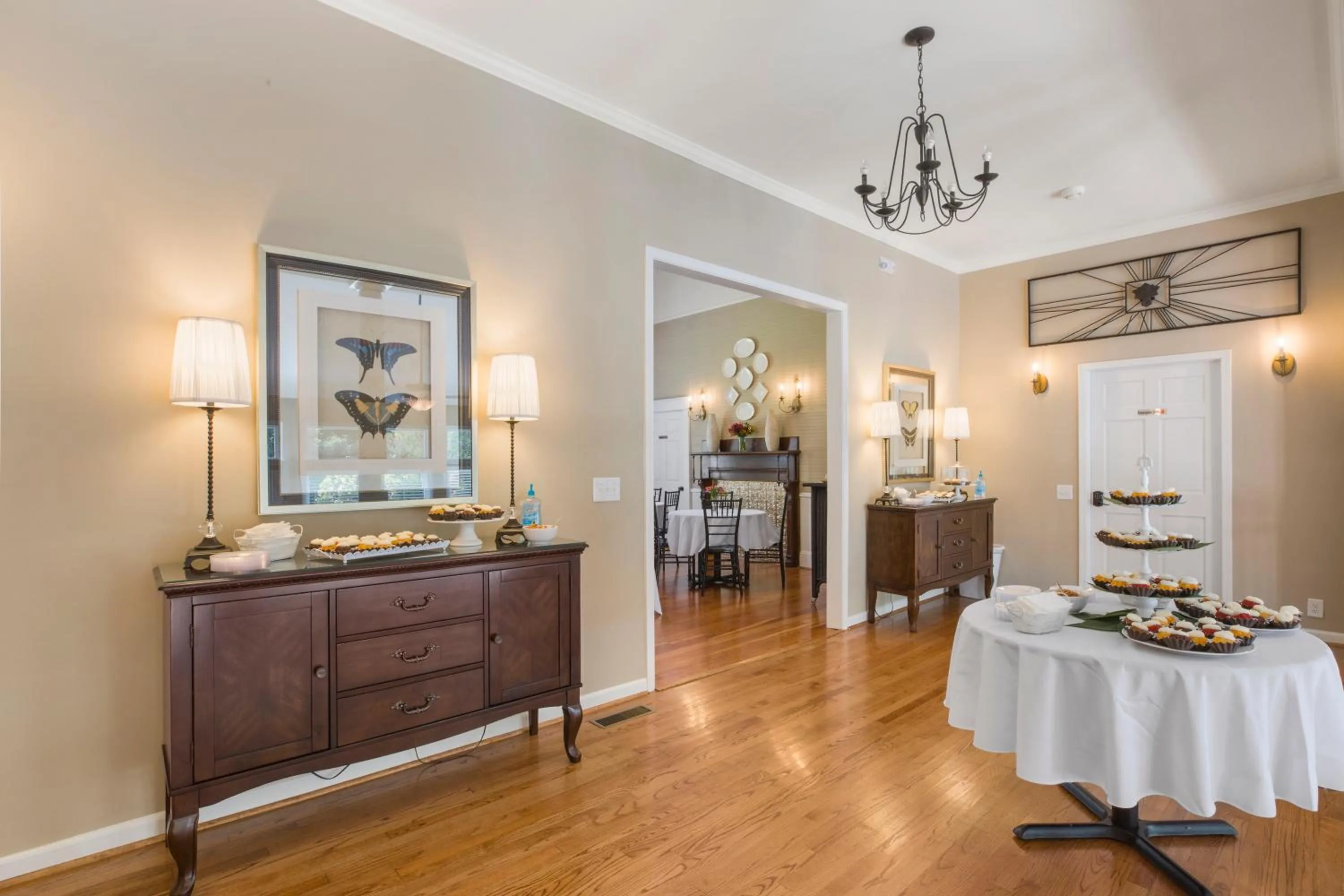 Restaurant/places to eat in Liberty Hall Bed and Breakfast