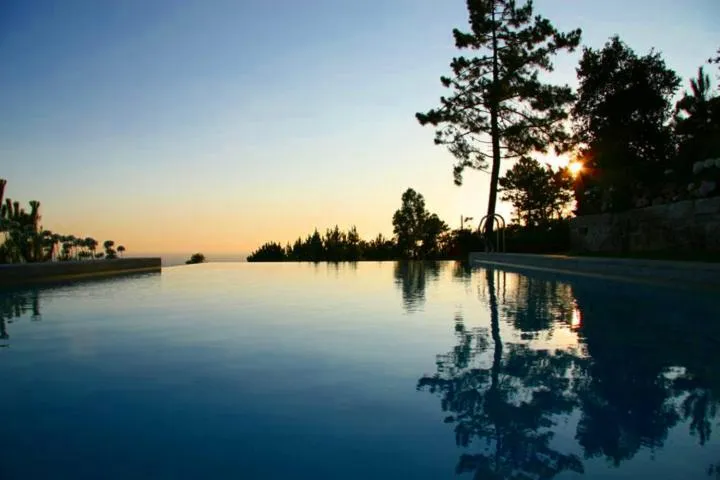 Swimming pool in Quinta de Valverde