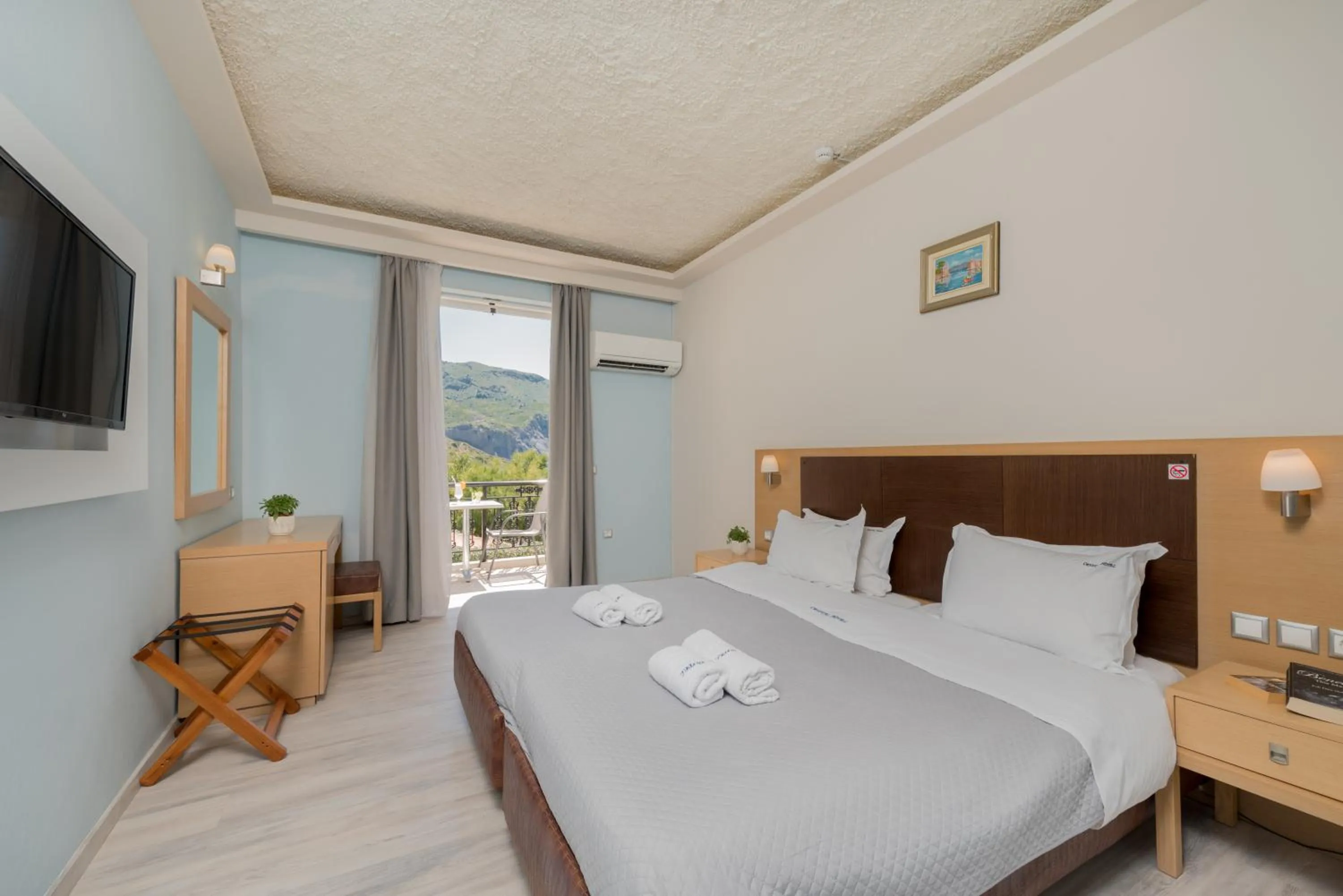 Bed in Crystal Beach Hotel