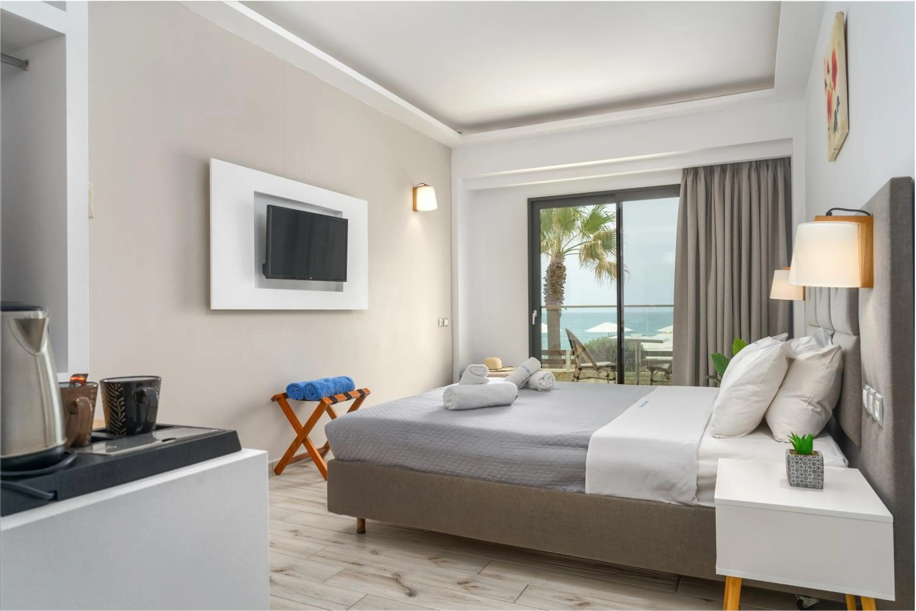 View (from property/room), Bed in Crystal Beach Hotel