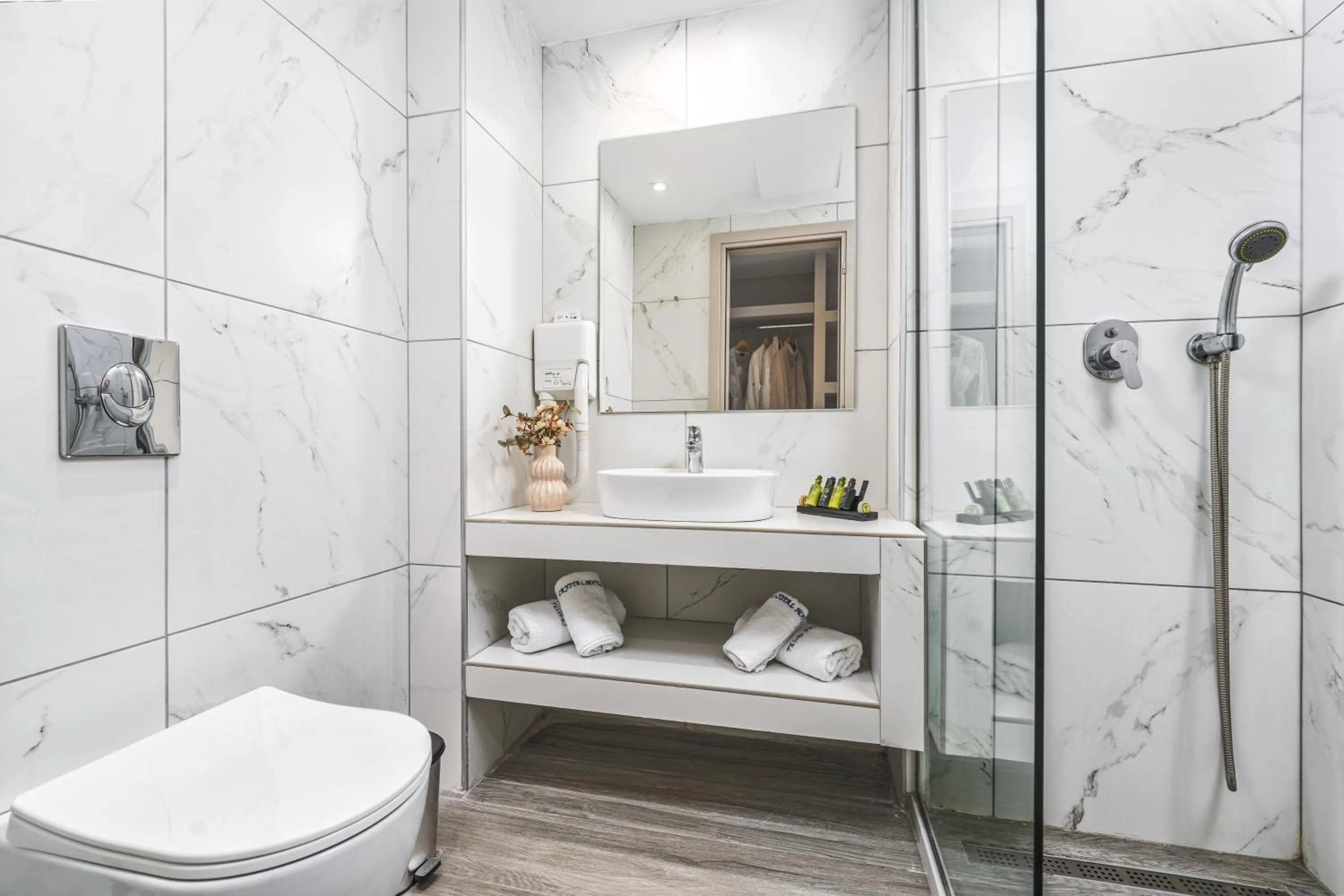 Shower in Crystal Beach Hotel