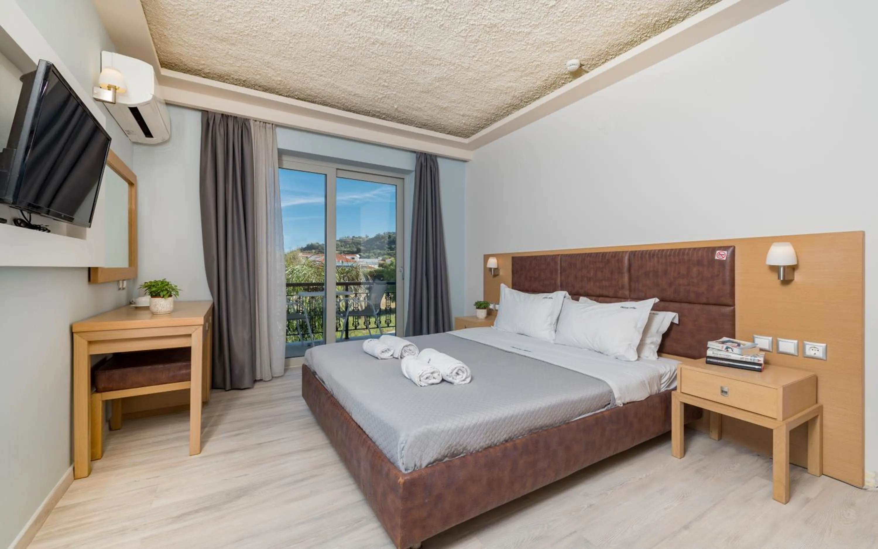 Bed in Crystal Beach Hotel