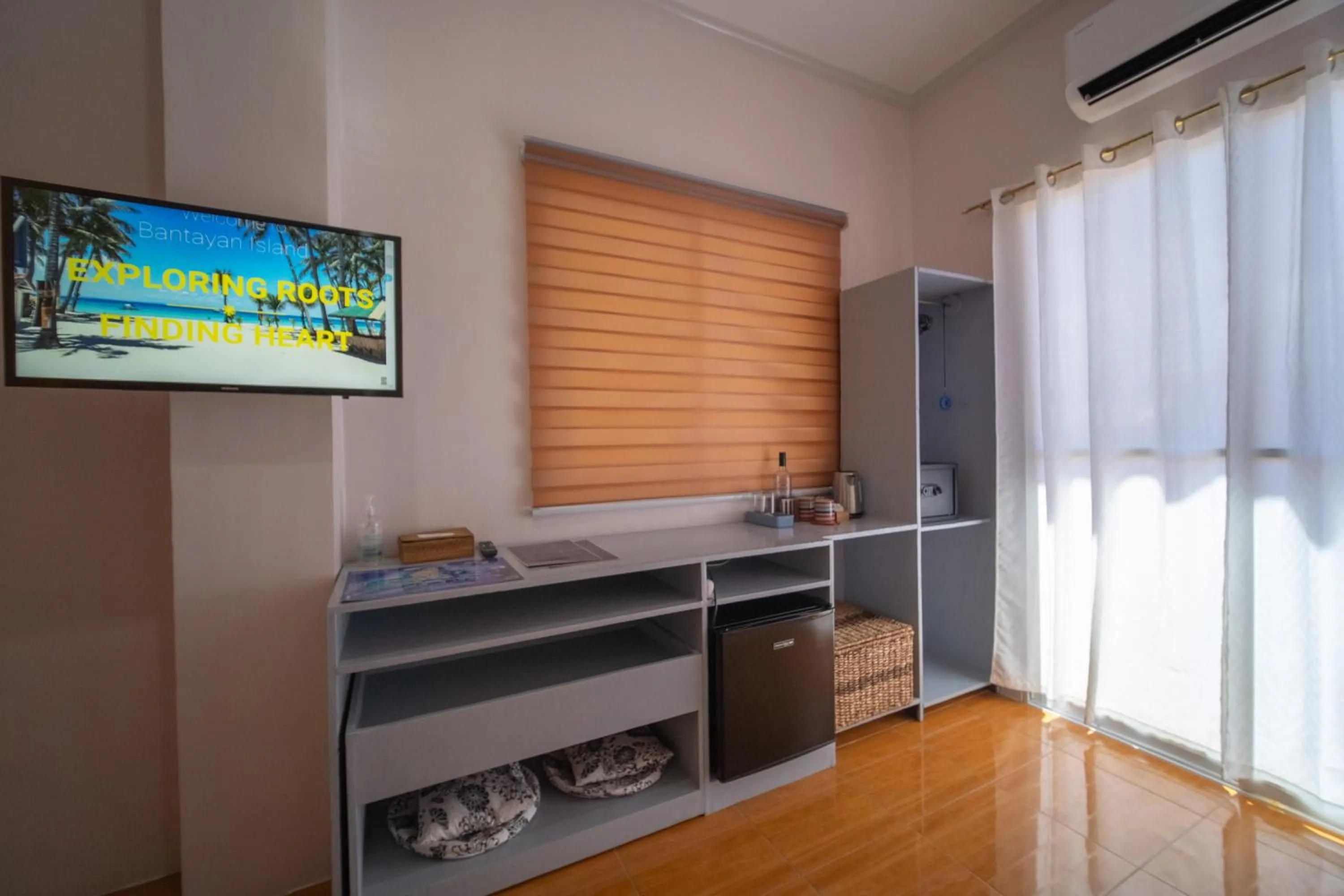 TV and multimedia in SMAK's Hotel