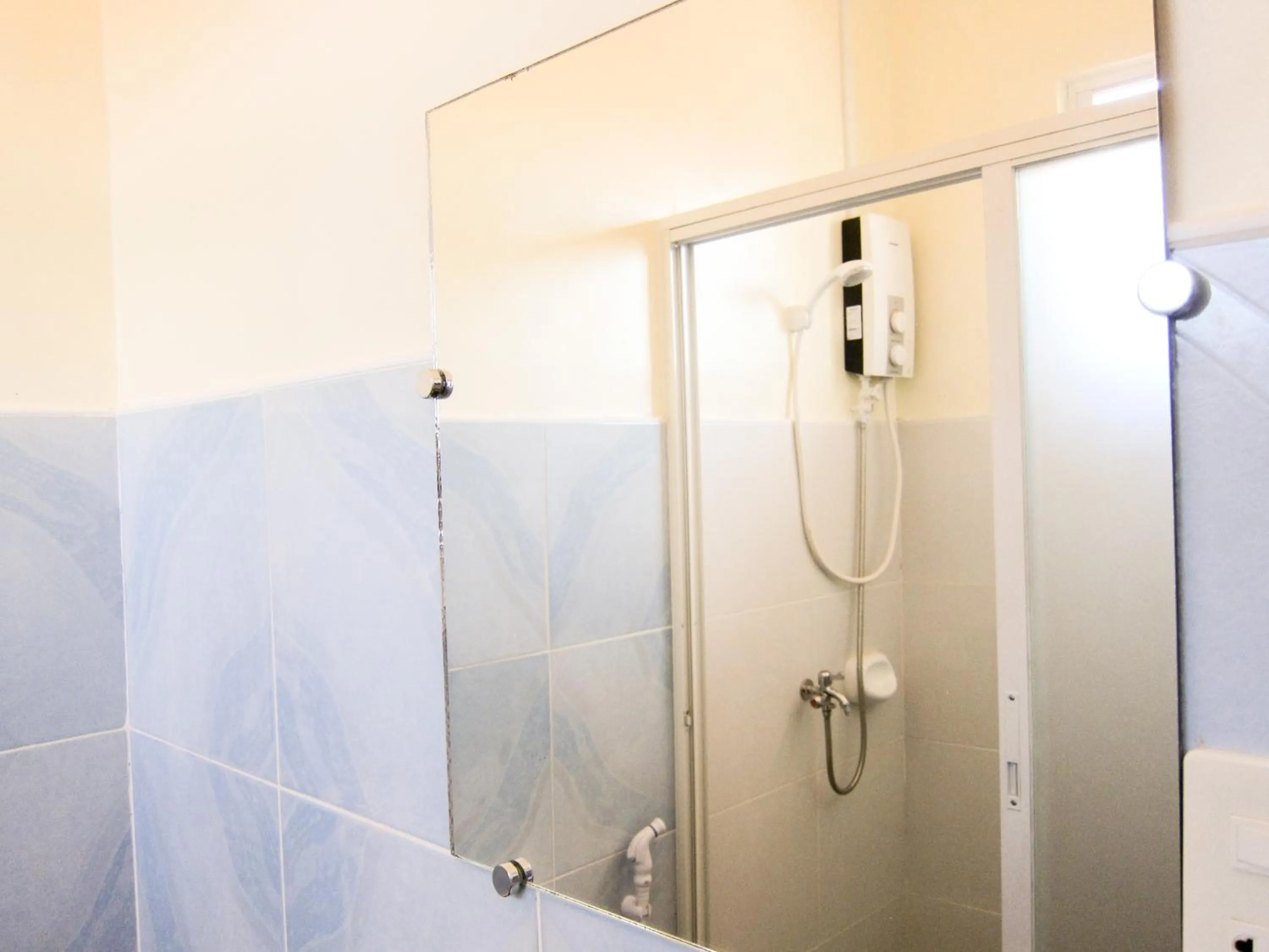 Bathroom in SMAK's Hotel