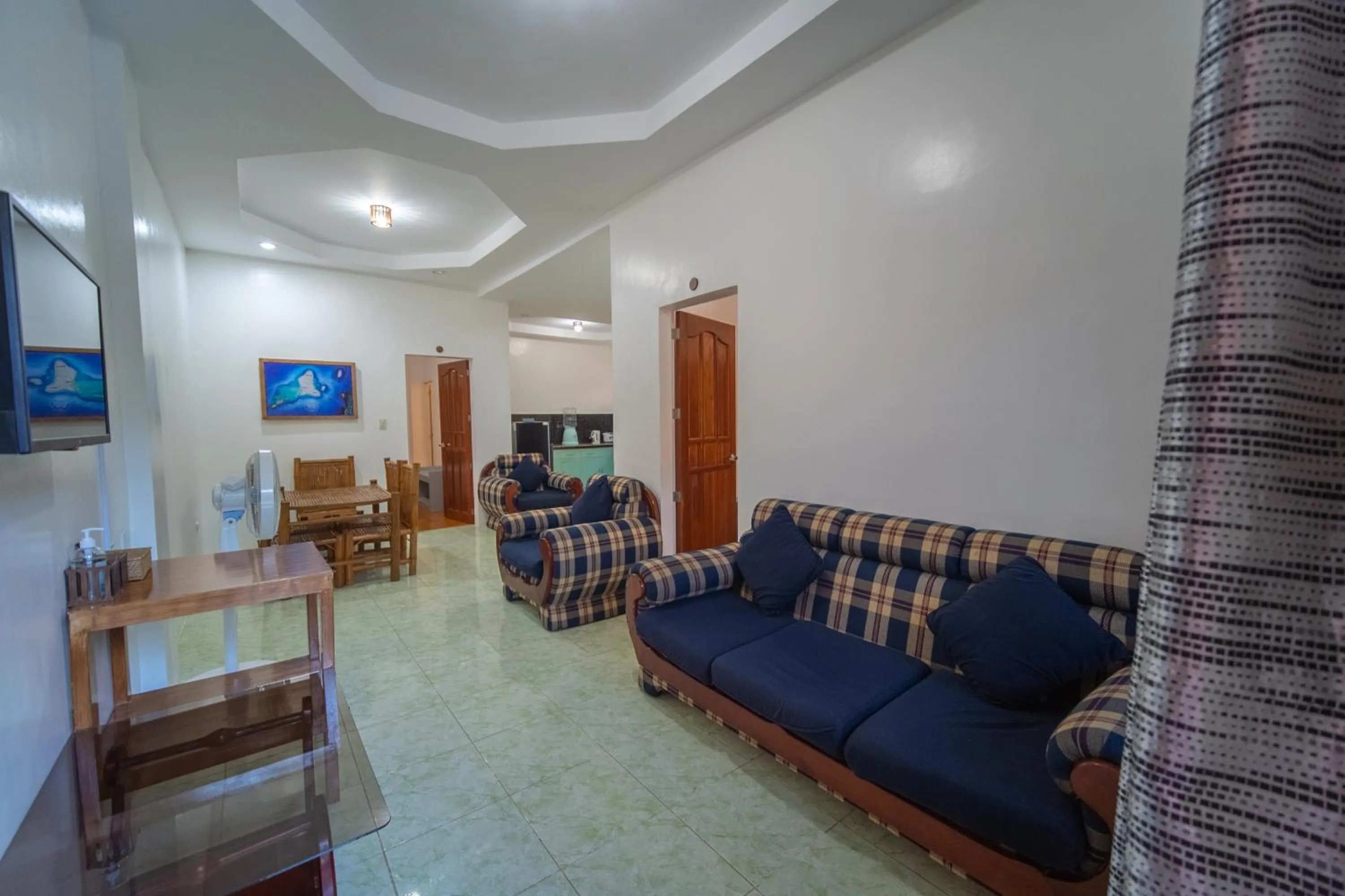 TV and multimedia in SMAK's Hotel