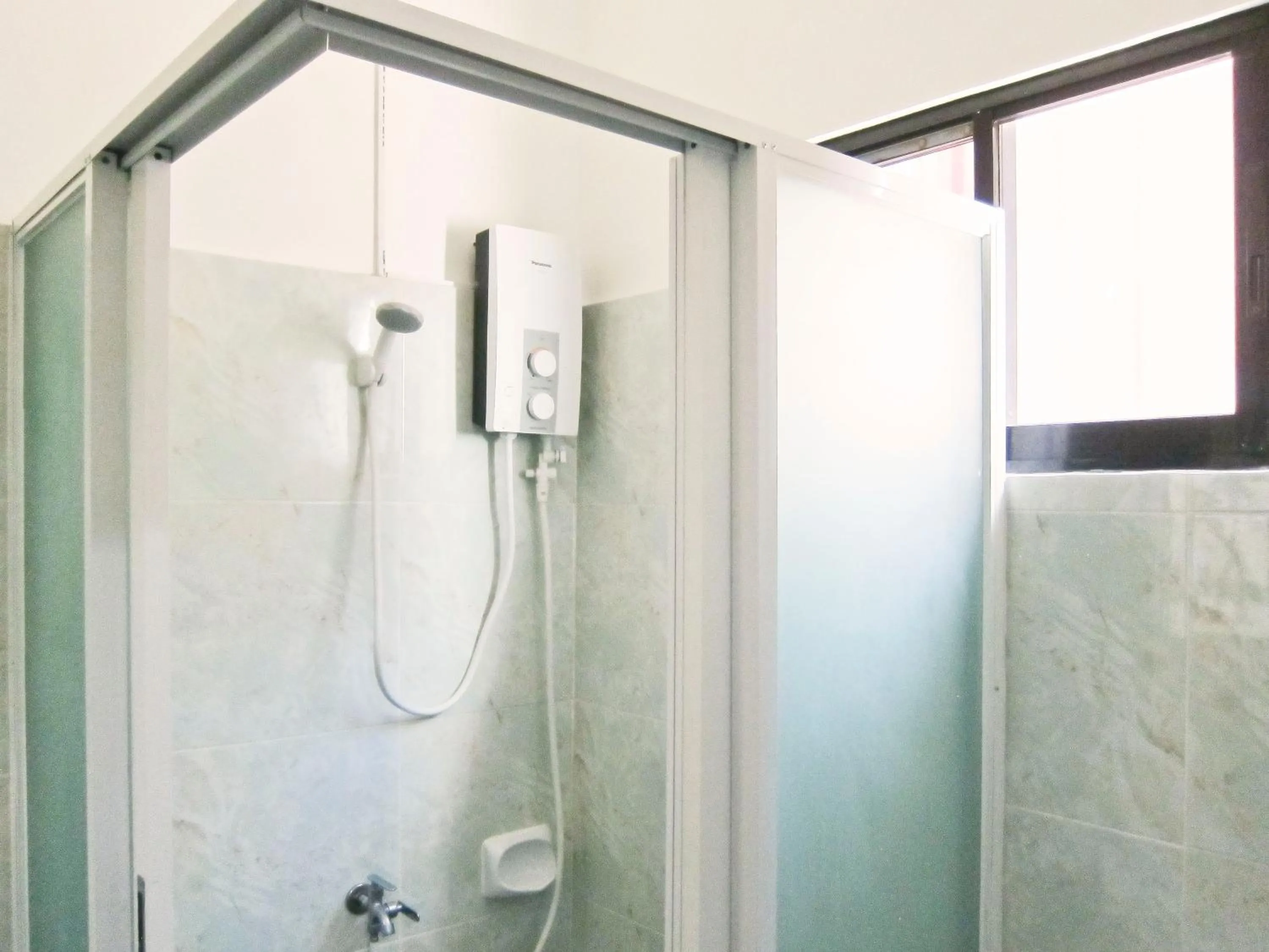 Bathroom in SMAK's Hotel