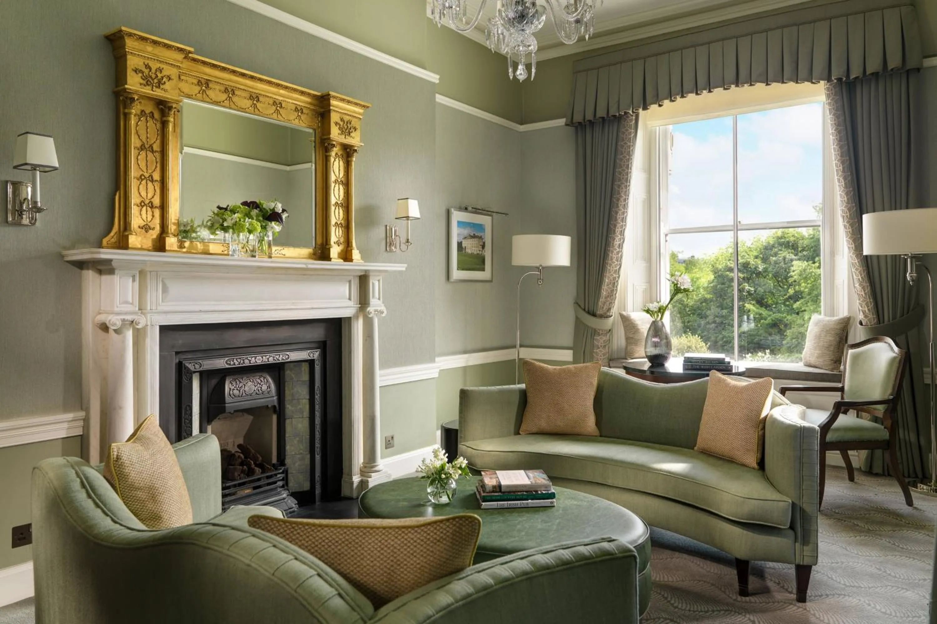 Photo of the whole room in The Shelbourne, Autograph Collection