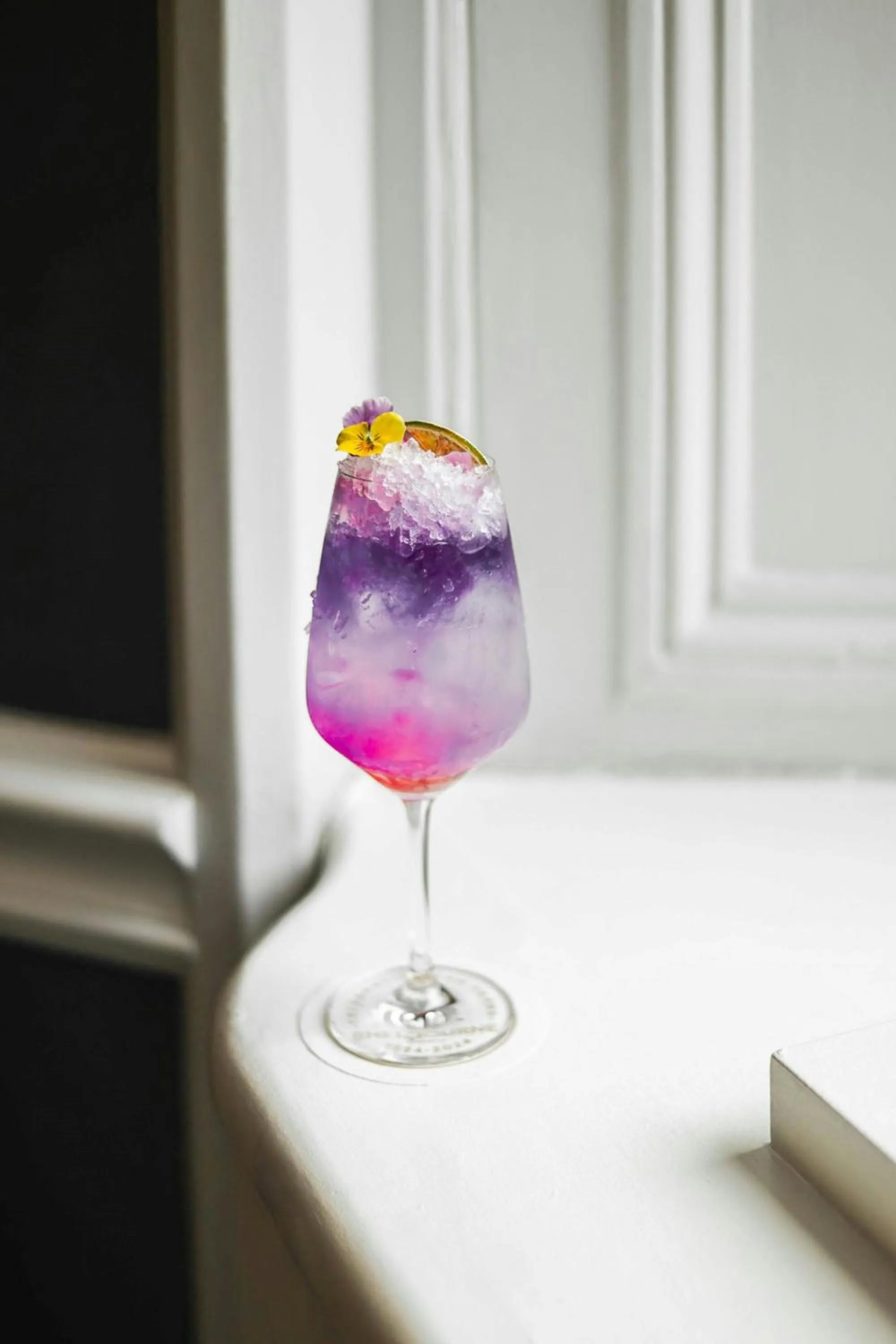 Lounge or bar in The Shelbourne, Autograph Collection