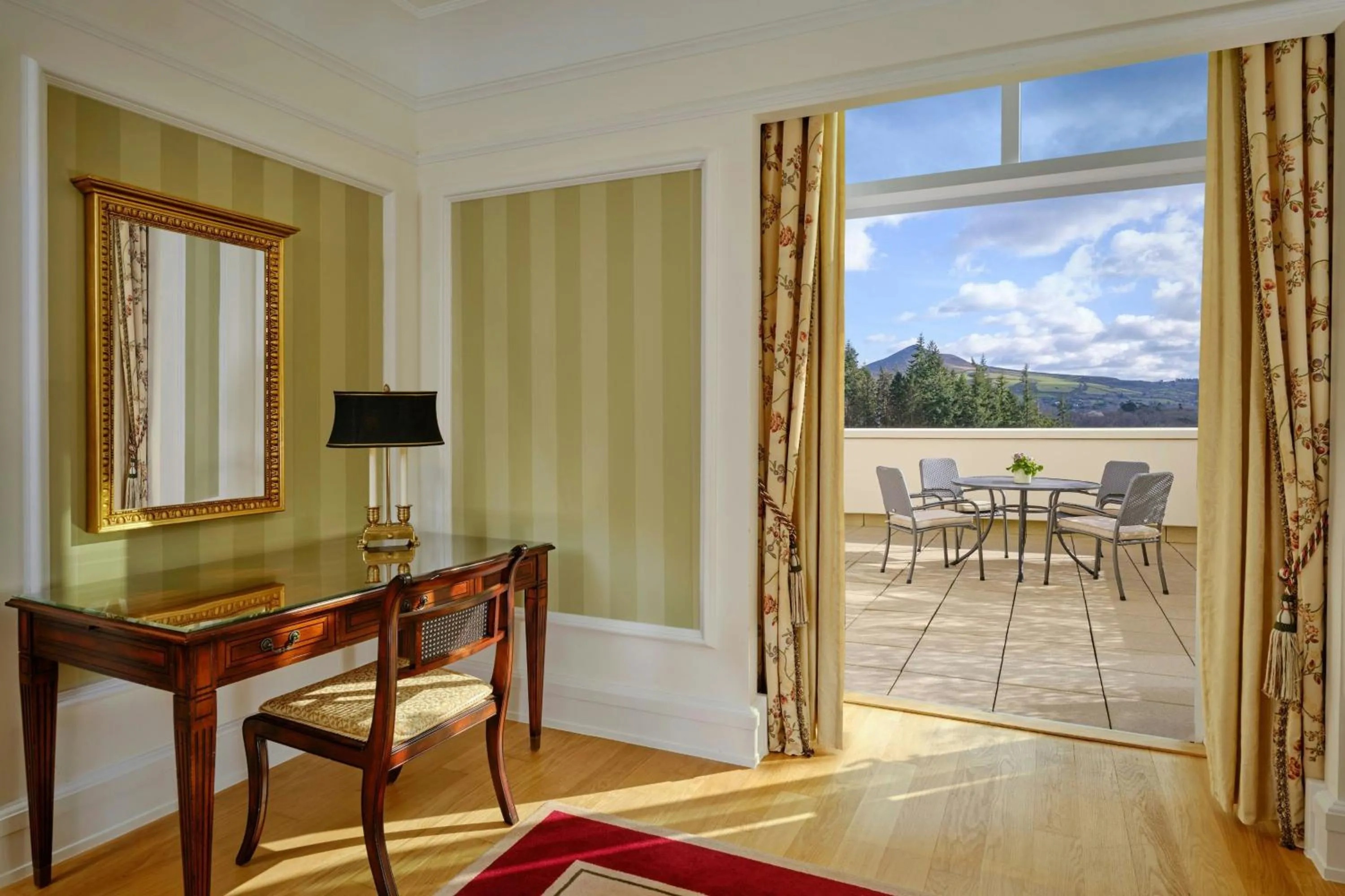 Photo of the whole room in Powerscourt Hotel, Autograph Collection