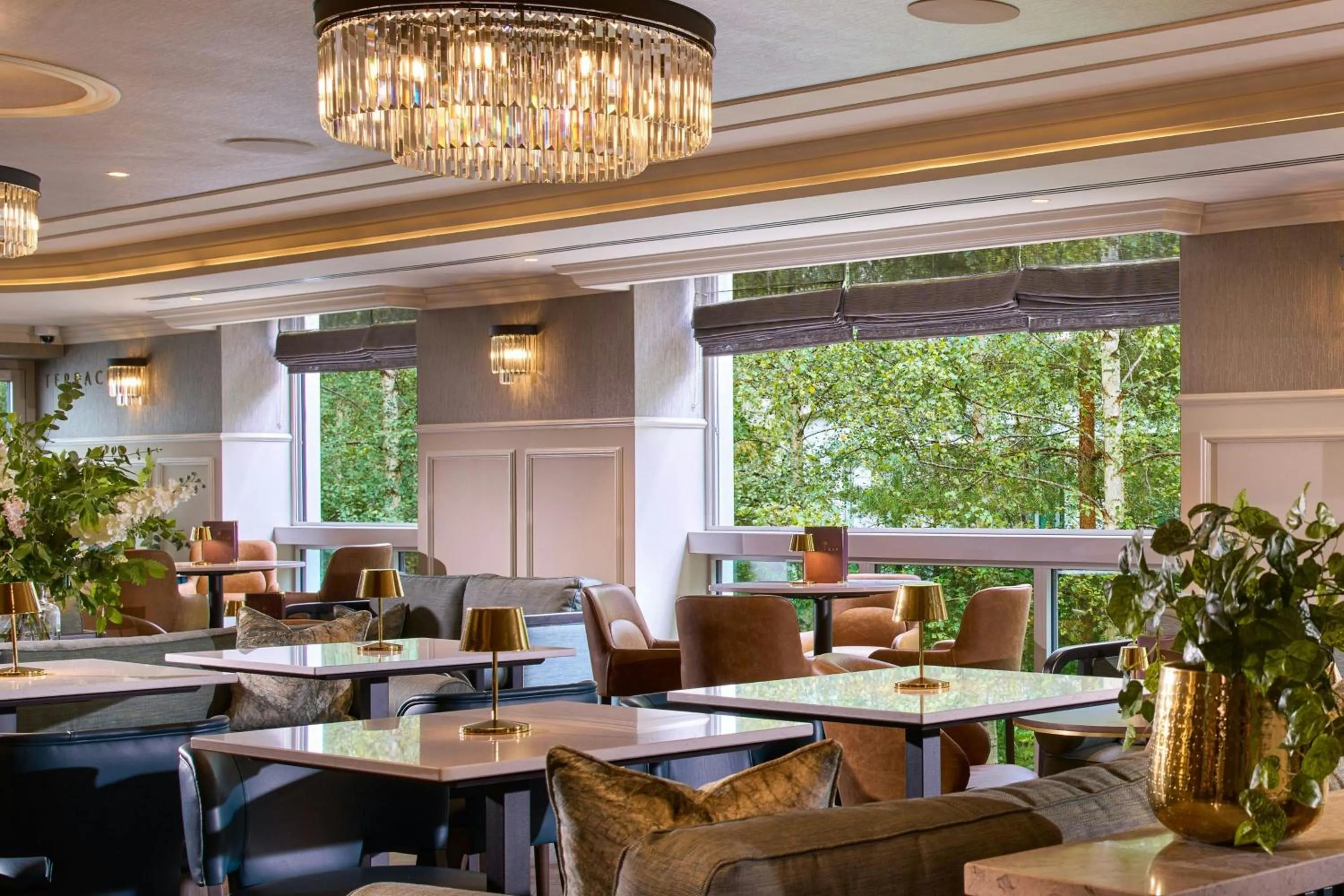 Lounge or bar in Powerscourt Hotel, Autograph Collection