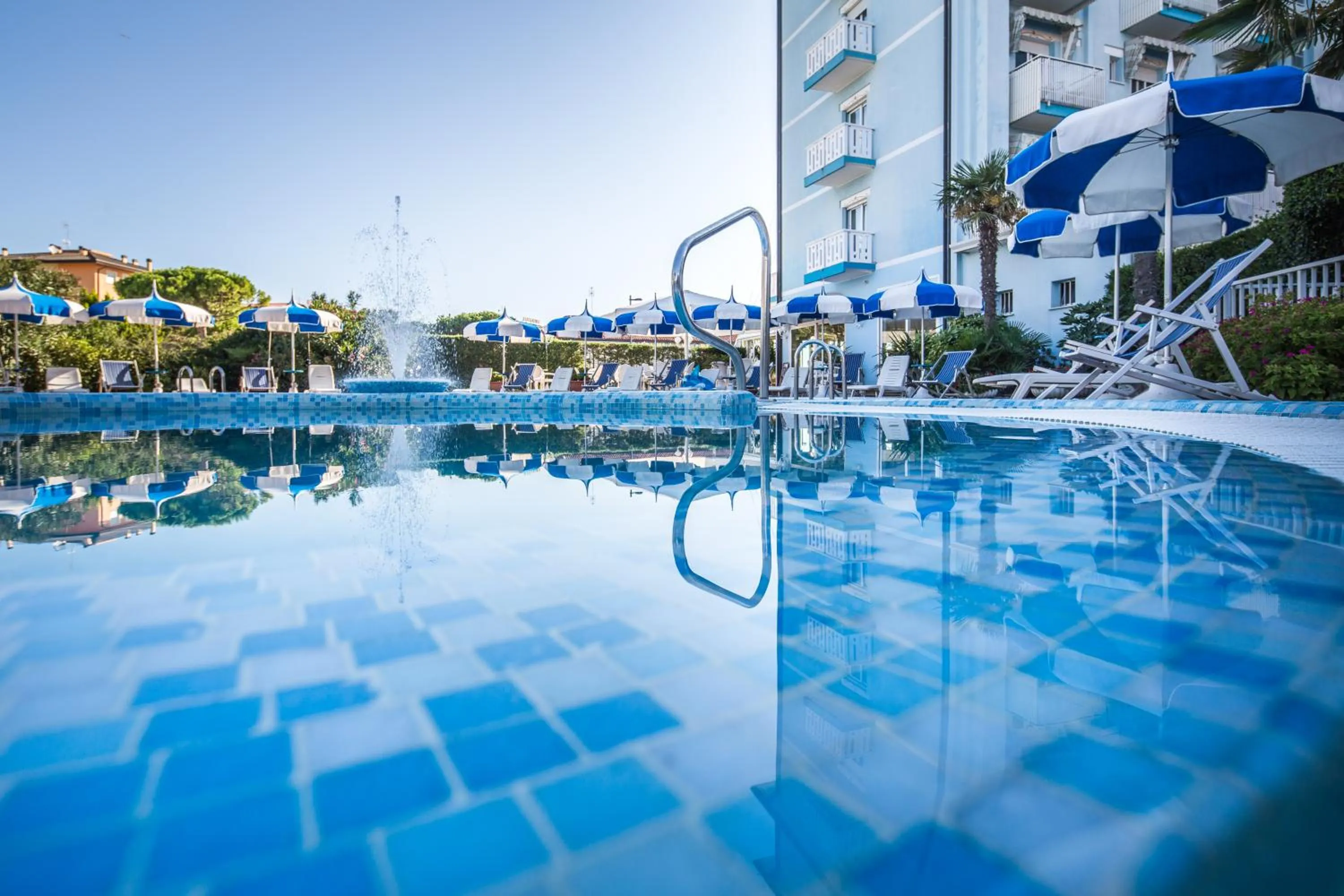 Swimming pool in Hotel Principe