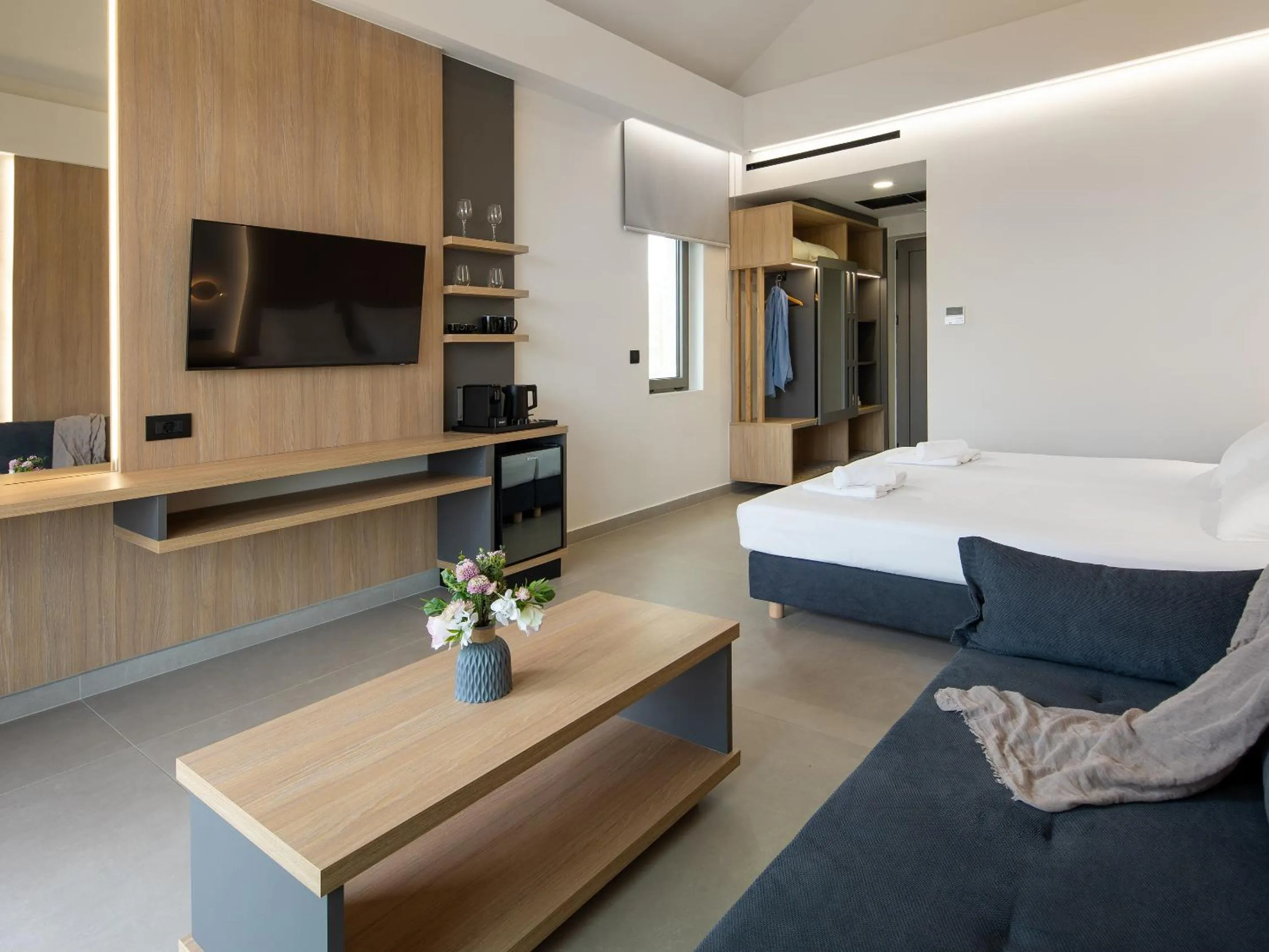 Bed in Oscar Suites & Village