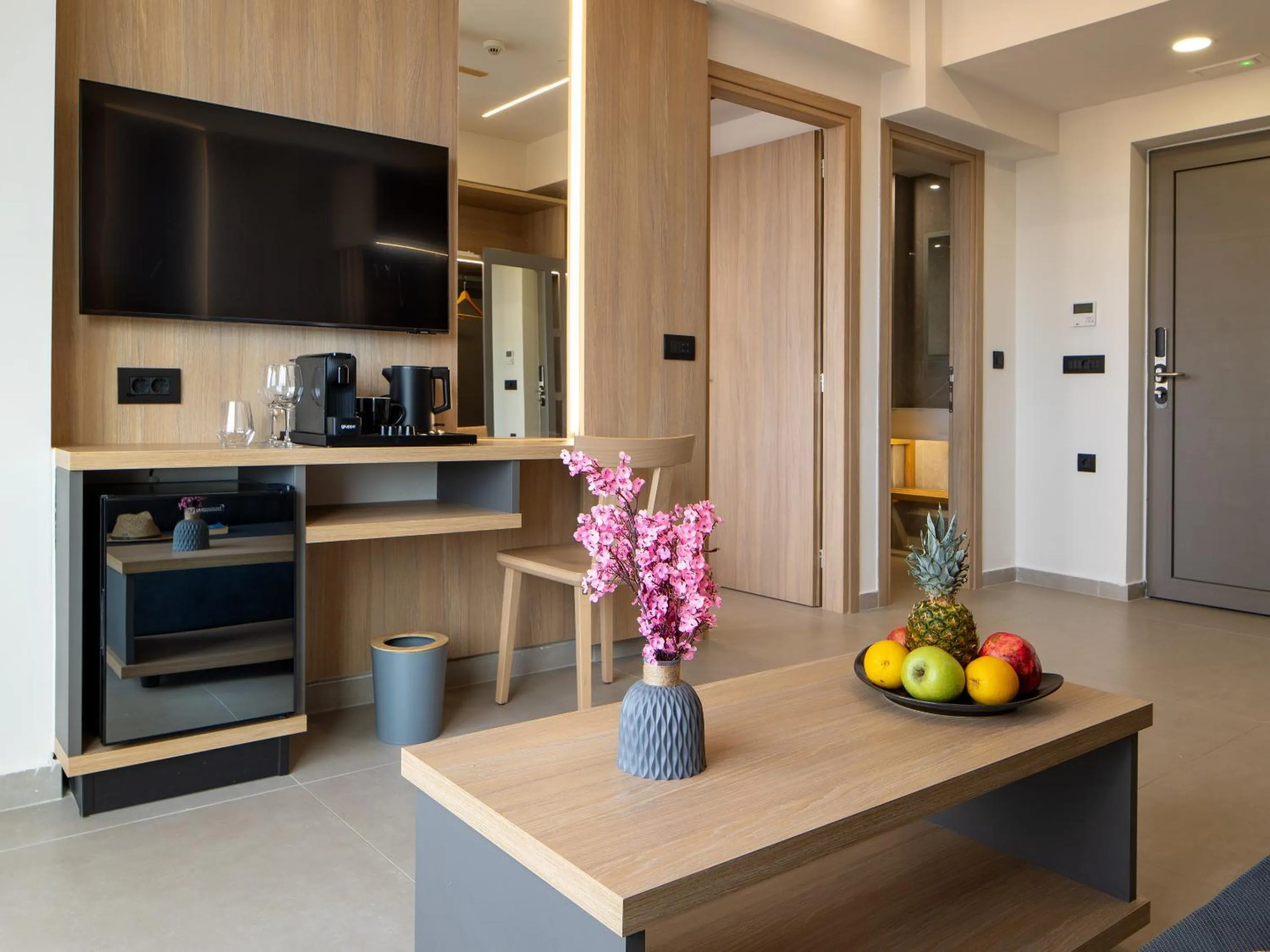 Oscar Suites & Village