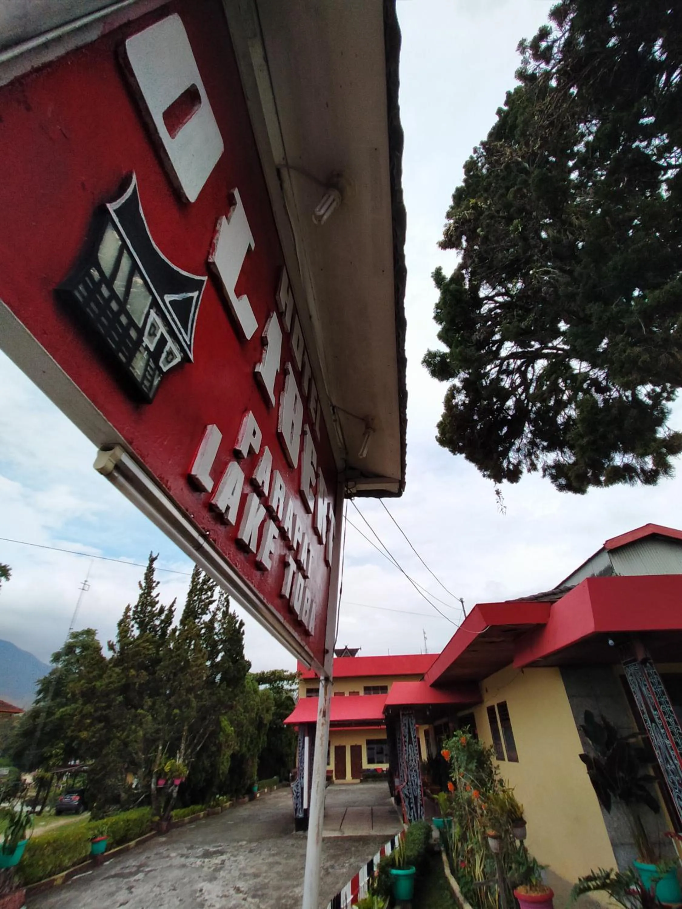 Hotel Olibert Parapat Ajibata Mitra RedDoorz