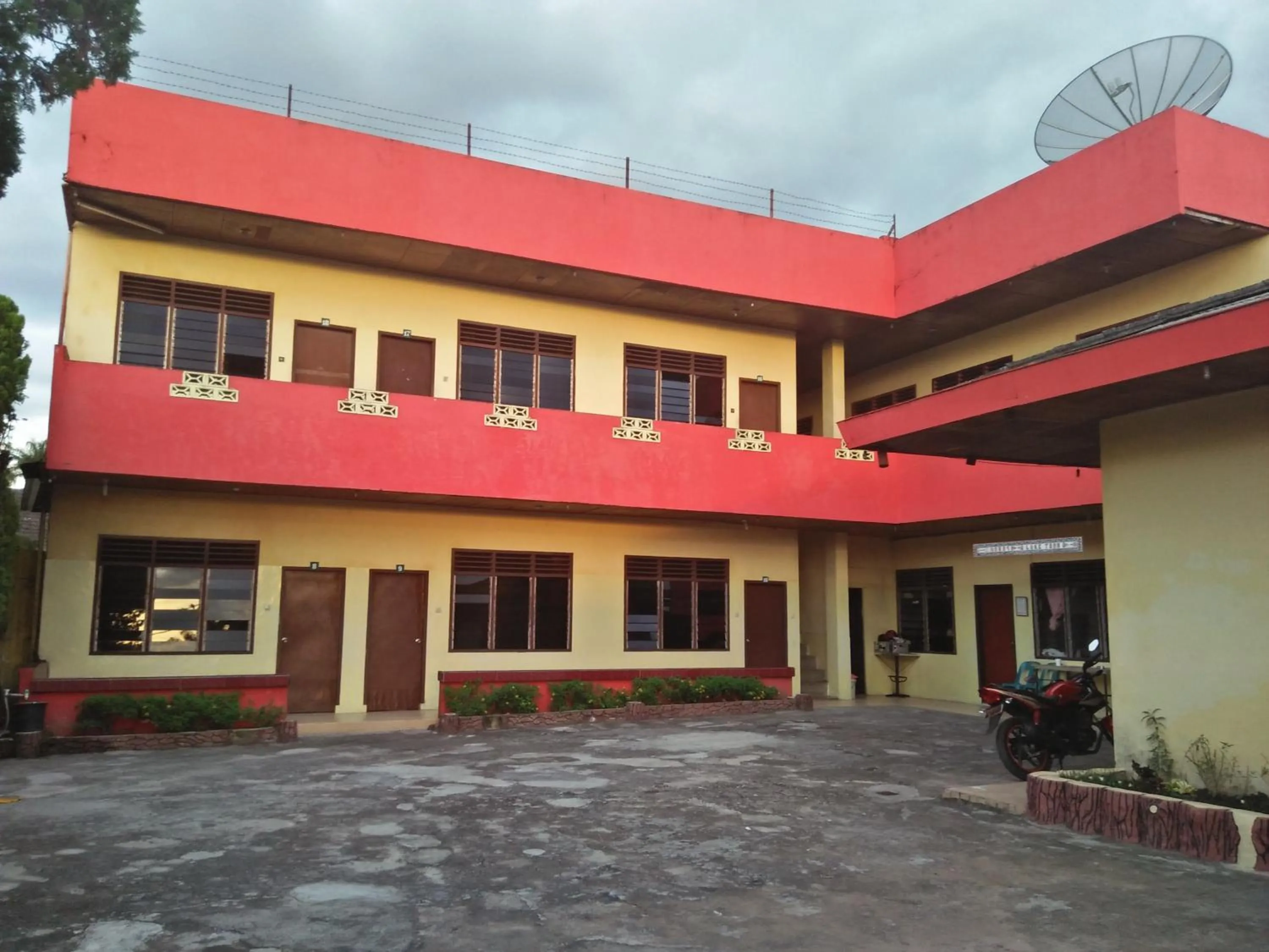 Hotel Olibert Parapat Ajibata Mitra RedDoorz