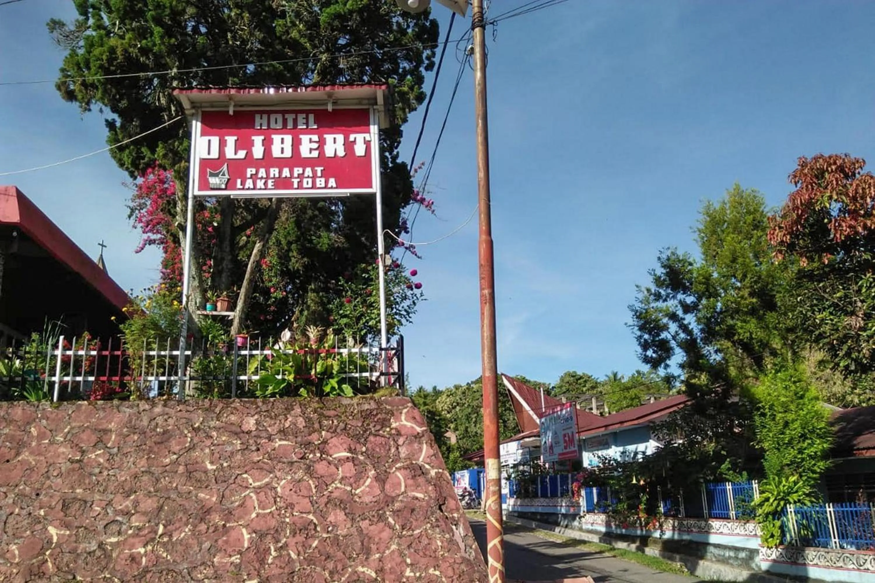 Hotel Olibert Parapat Ajibata Mitra RedDoorz