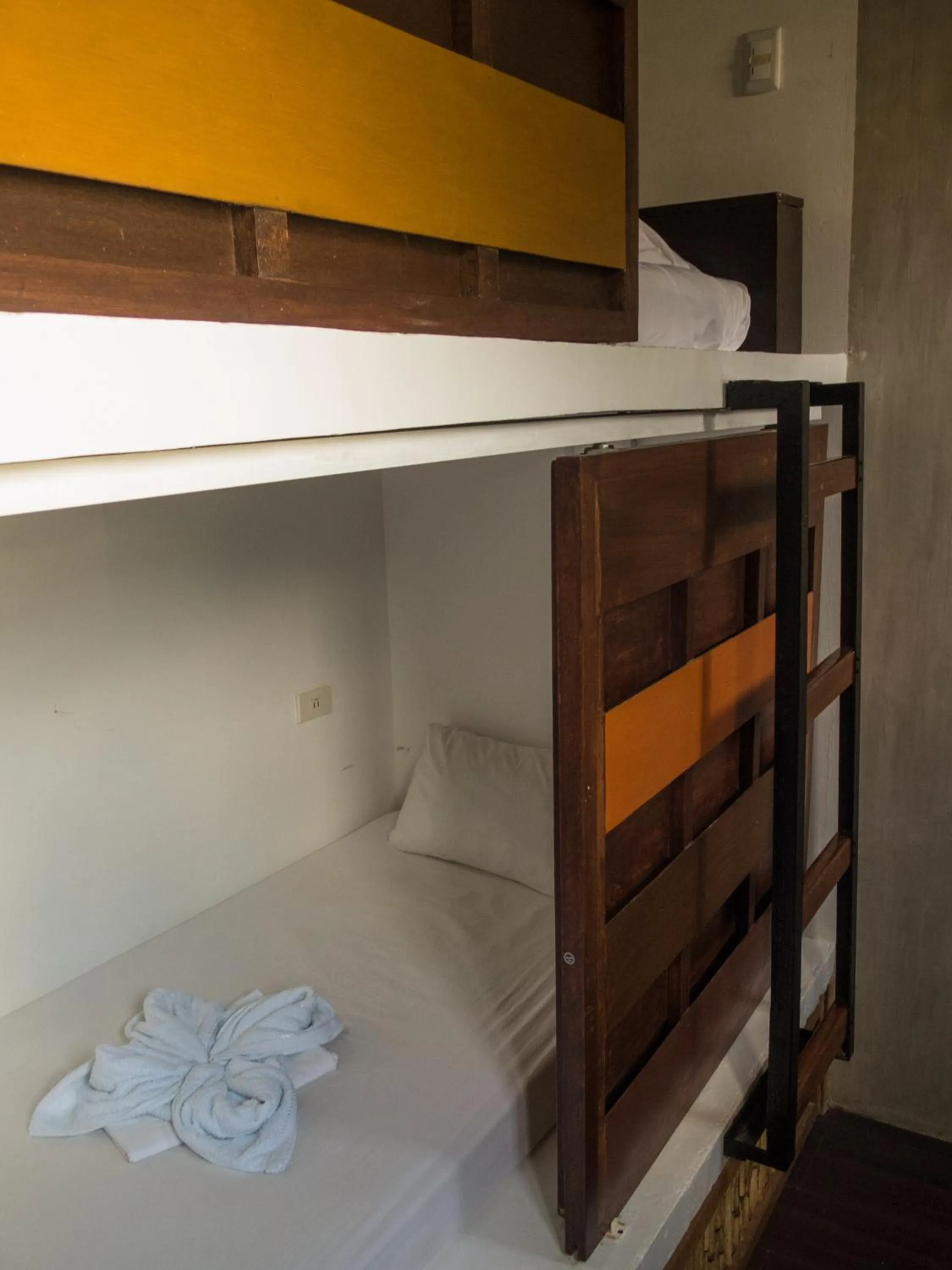 Bed in 2-Bed Mixed Dormitory Room in Happiness Hostel El Nido