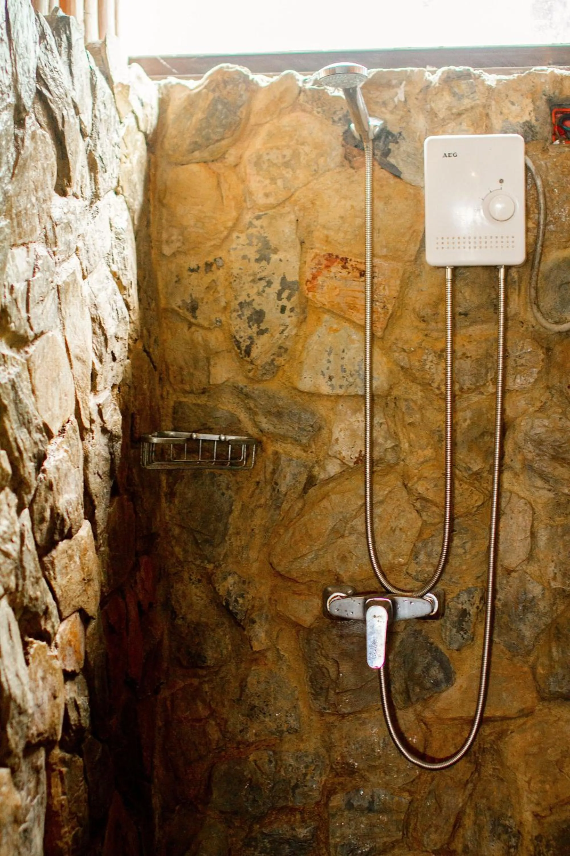 Shower in Happiness Hostel El Nido